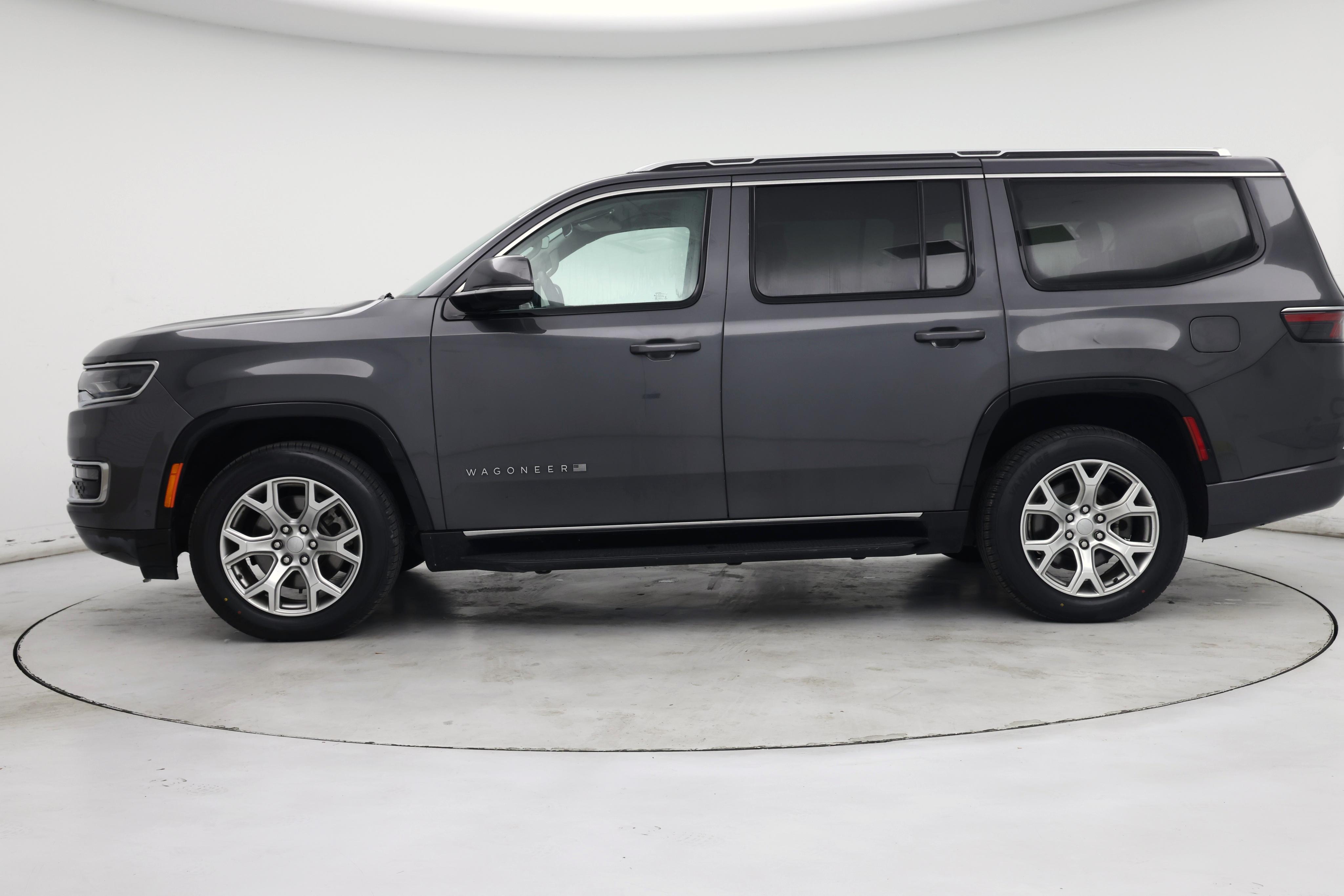 Thumbnail: 2022 Jeep Wagoneer - 3