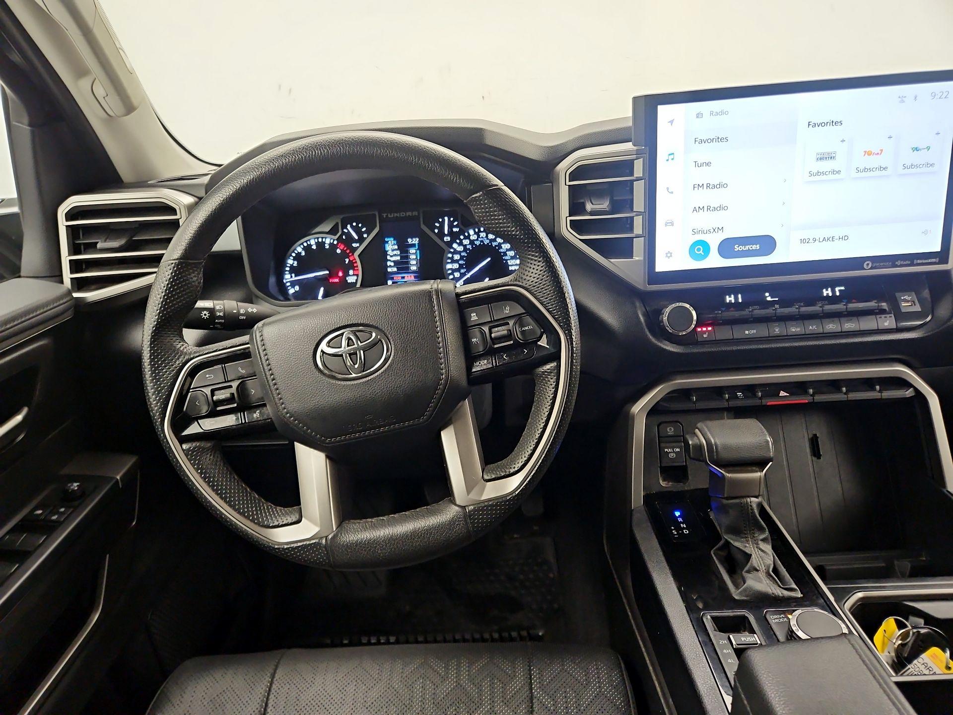 Thumbnail: 2022 Toyota Tundra - 10