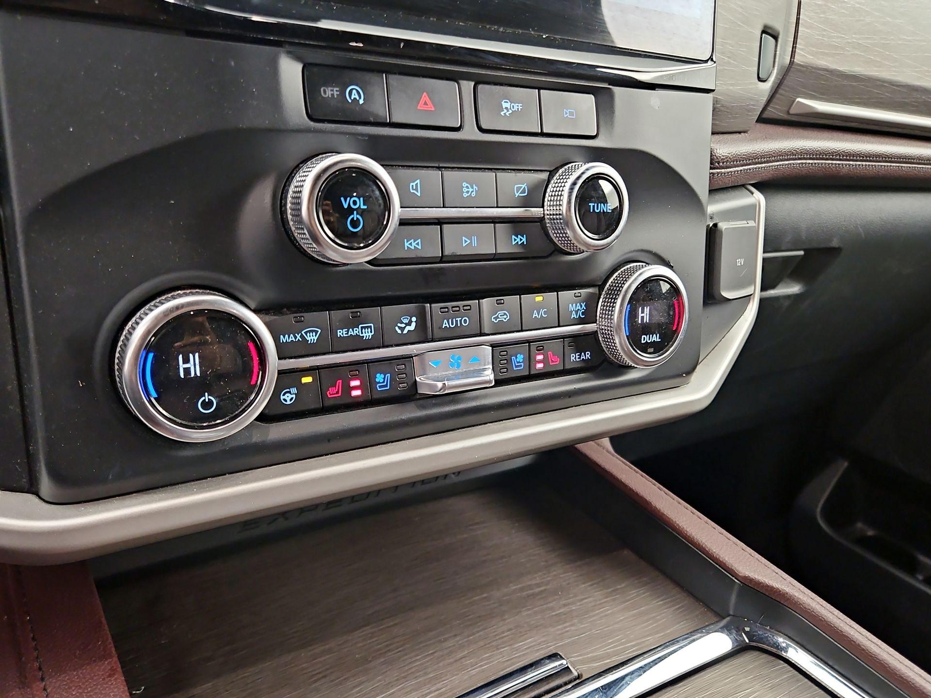 Thumbnail: 2024 Ford Expedition MAX - 17