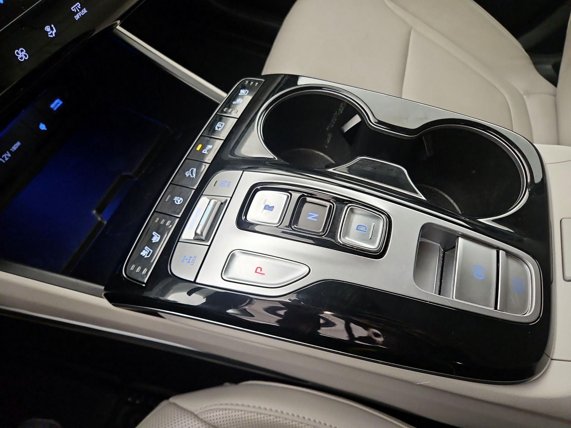 Thumbnail: 2023 Hyundai Tucson - 18