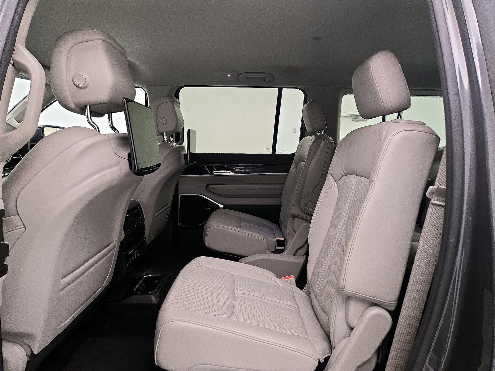 Rear Air Conditioning