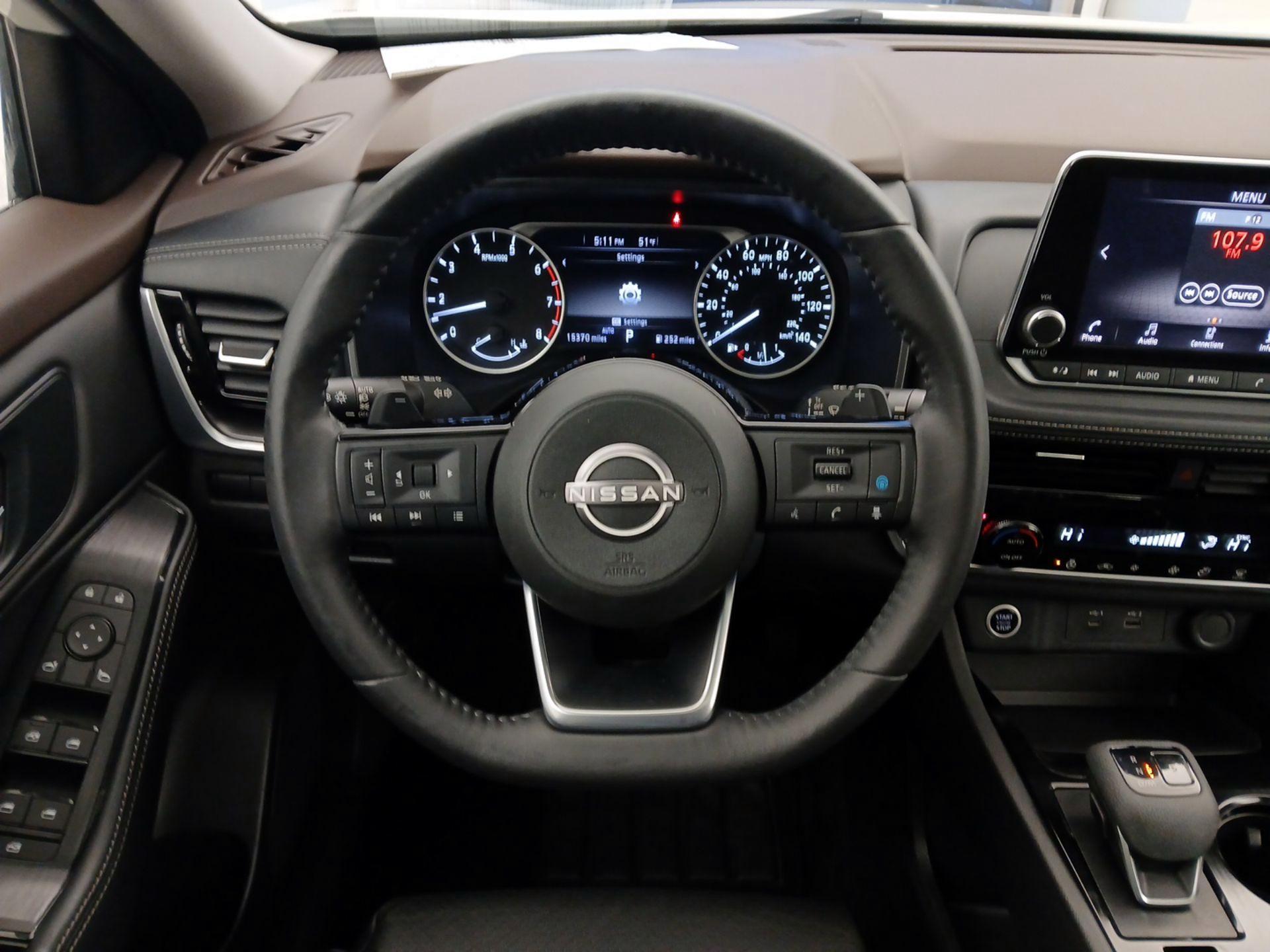 Thumbnail: 2022 Nissan Rogue - 10