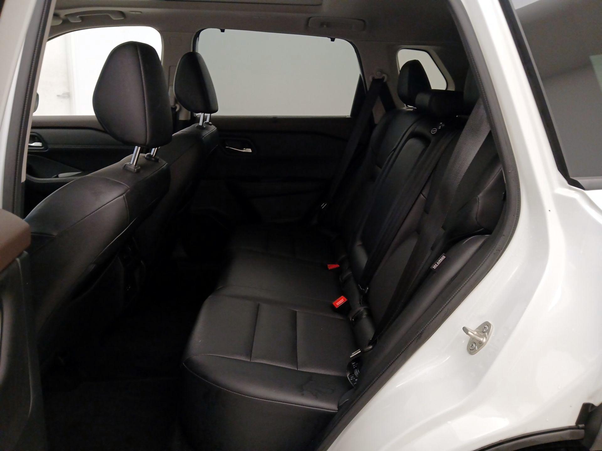 Thumbnail: 2022 Nissan Rogue - 20