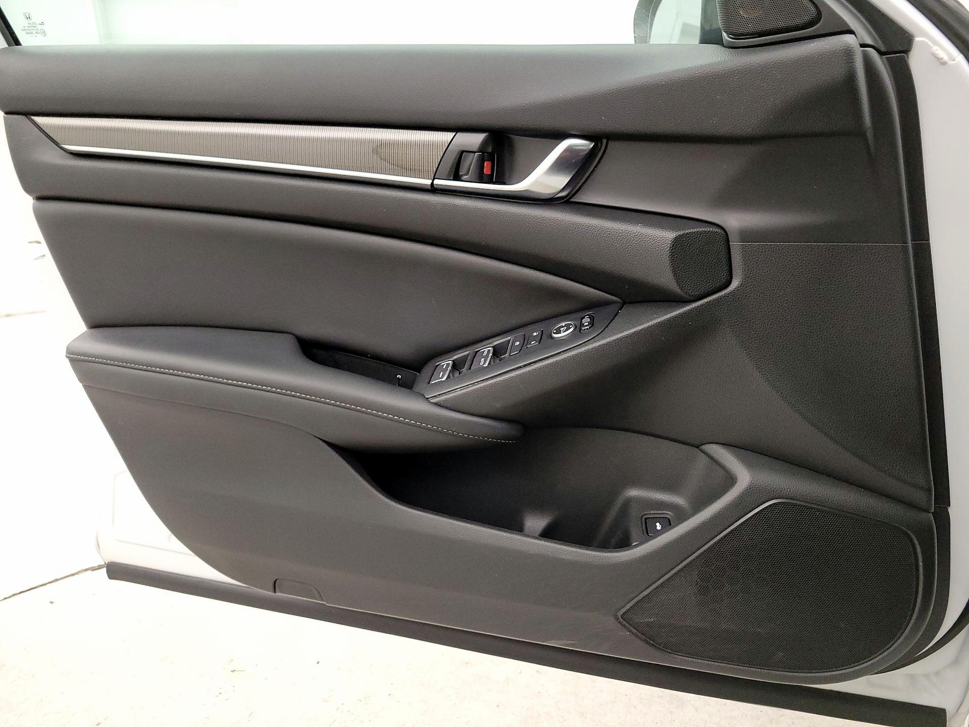 Thumbnail: 2022 Honda Accord - 12