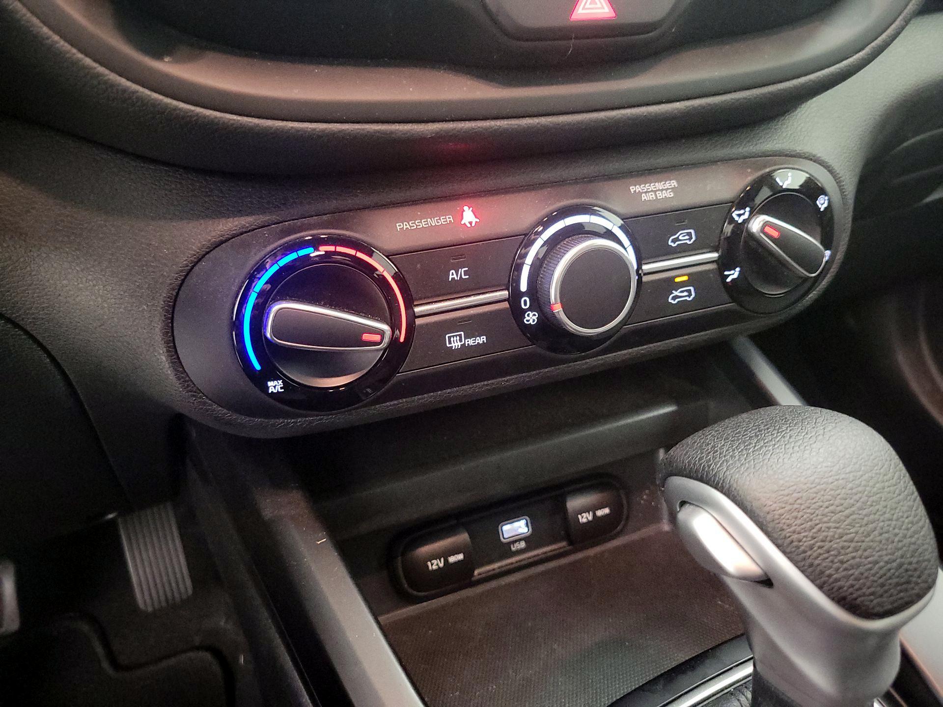 Thumbnail: 2023 Kia Soul - 16