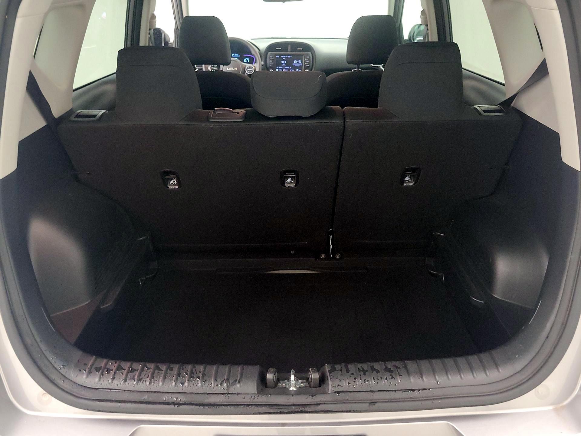 Thumbnail: 2023 Kia Soul - 20