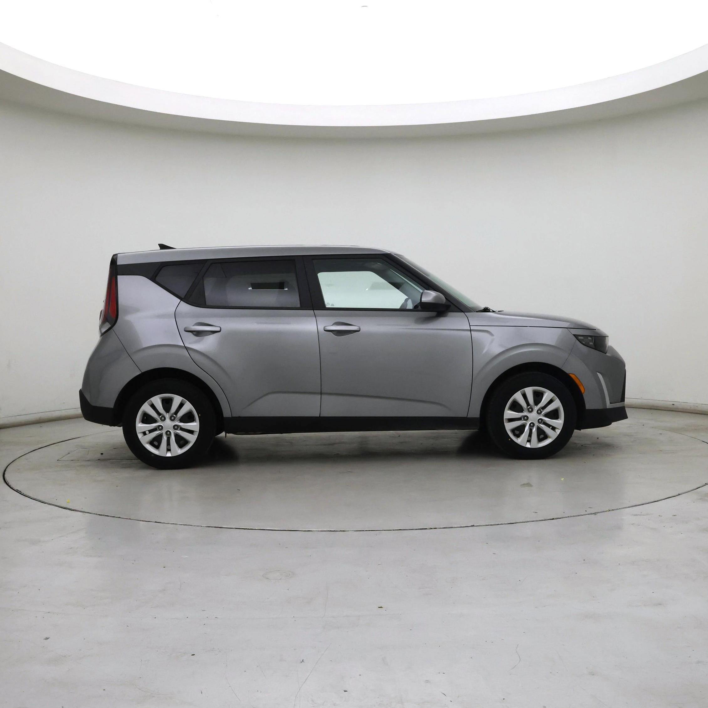 Thumbnail: 2023 Kia Soul - 7
