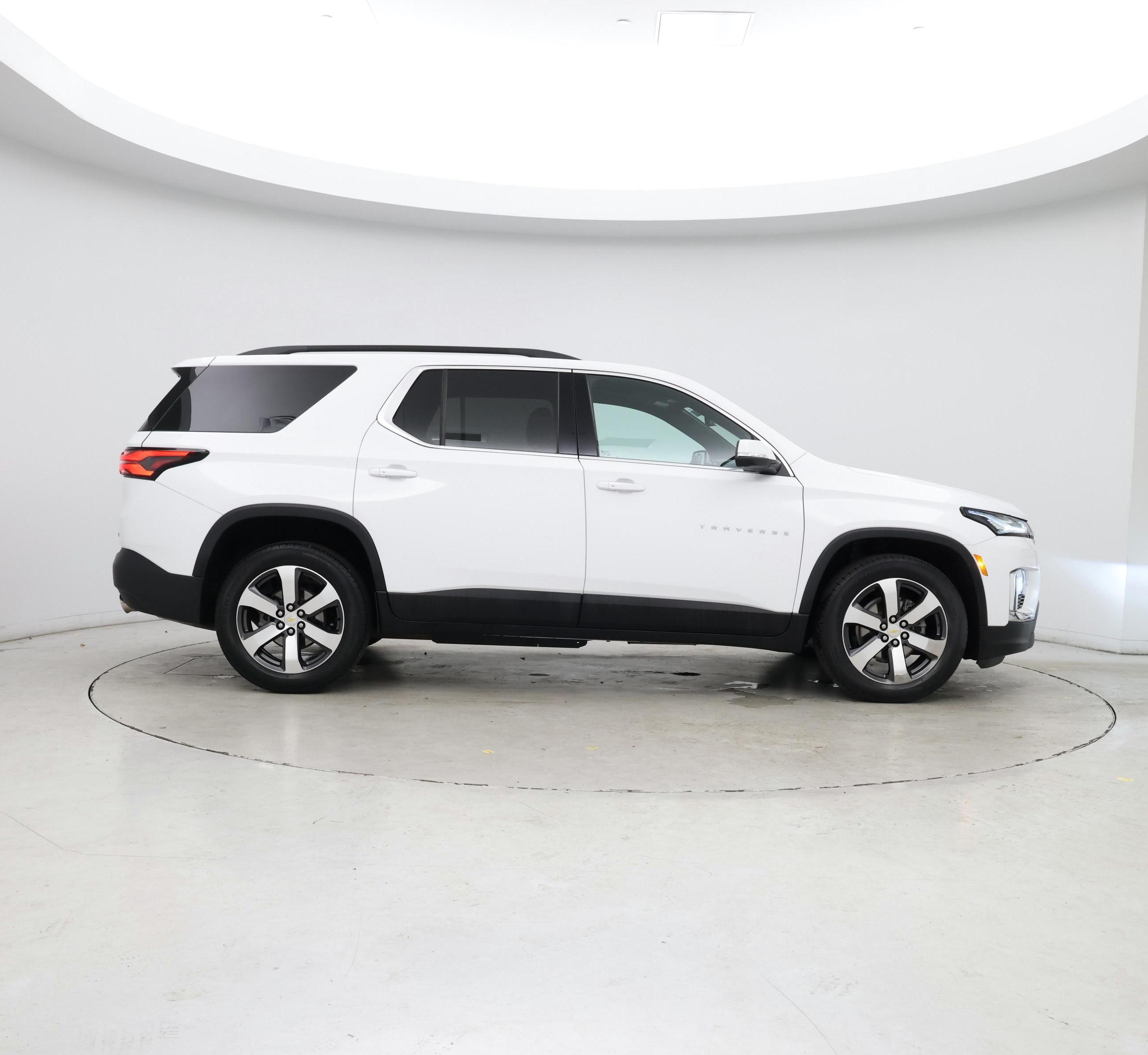 Thumbnail: 2022 Chevrolet Traverse - 7