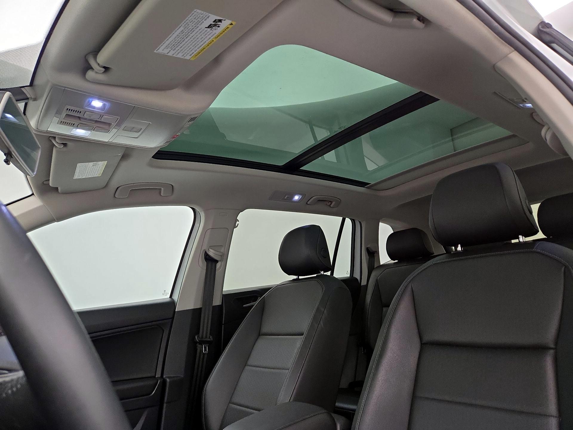 Thumbnail: 2020 Volkswagen Tiguan - 19