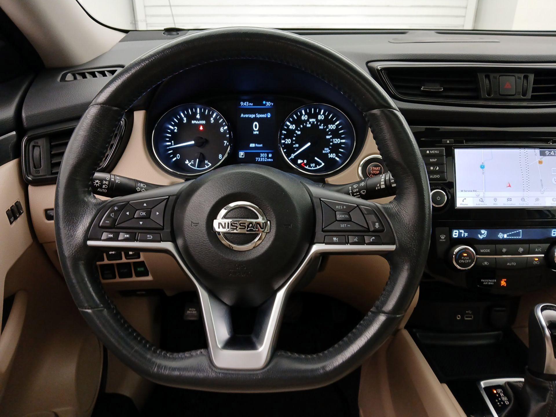 Thumbnail: 2018 Nissan Rogue - 10