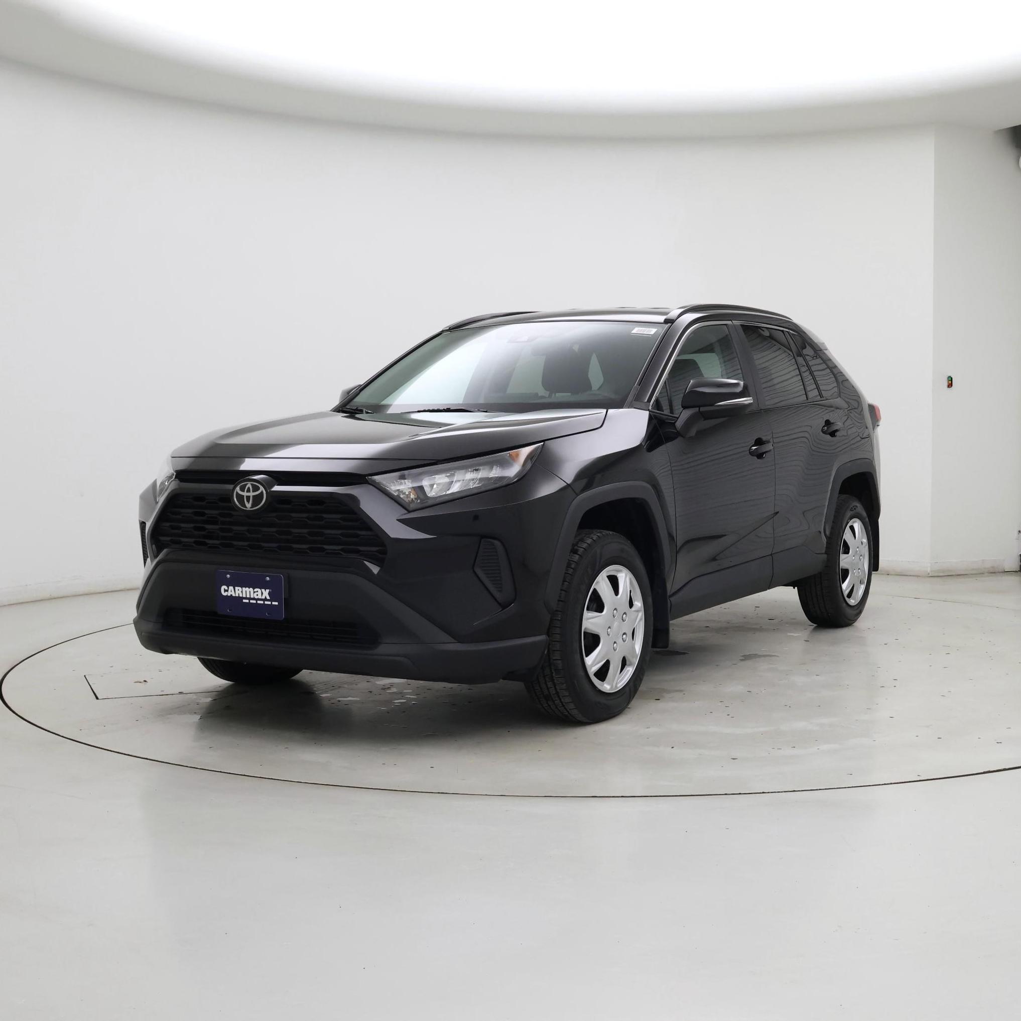 Thumbnail: 2021 Toyota RAV4 - 4