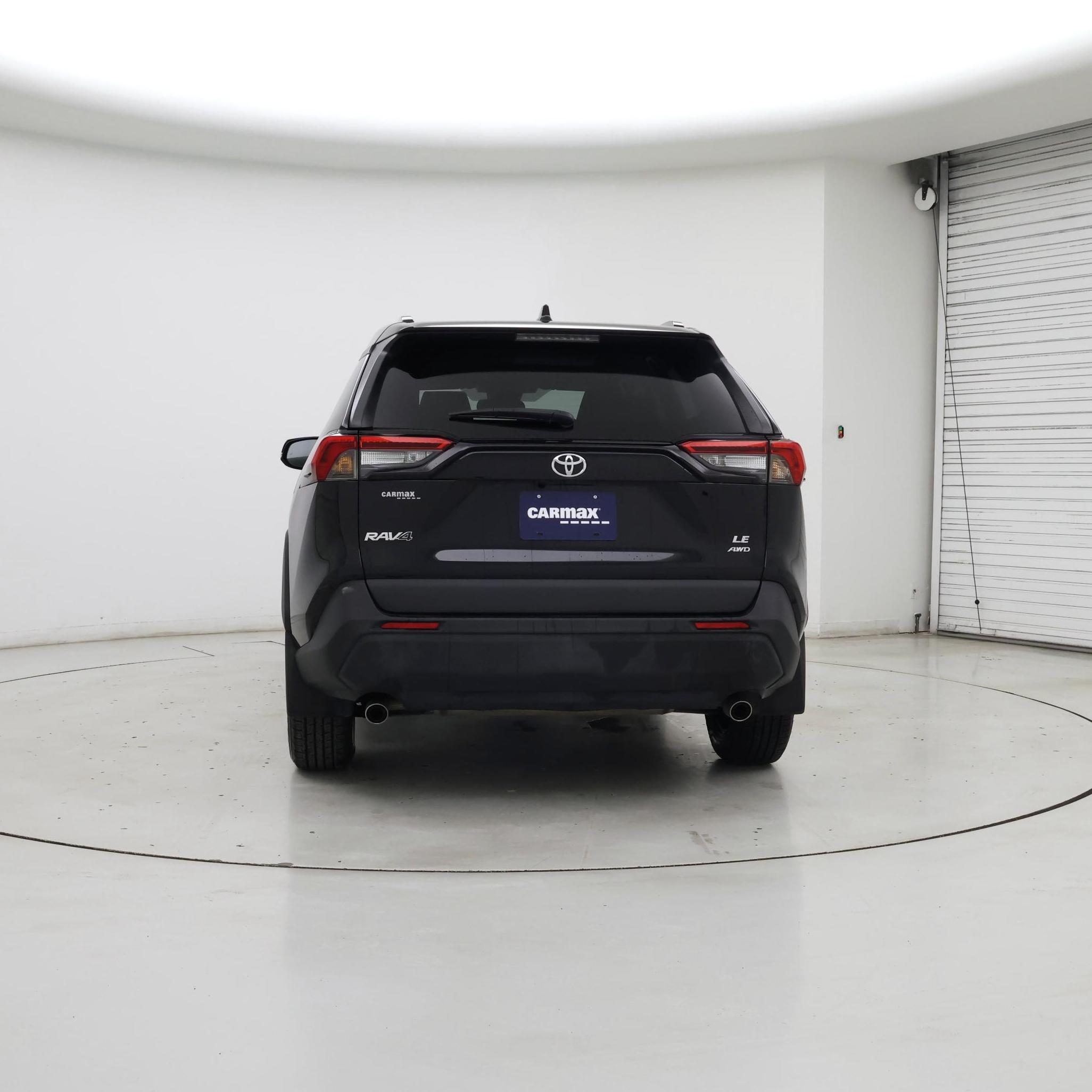 Thumbnail: 2021 Toyota RAV4 - 6