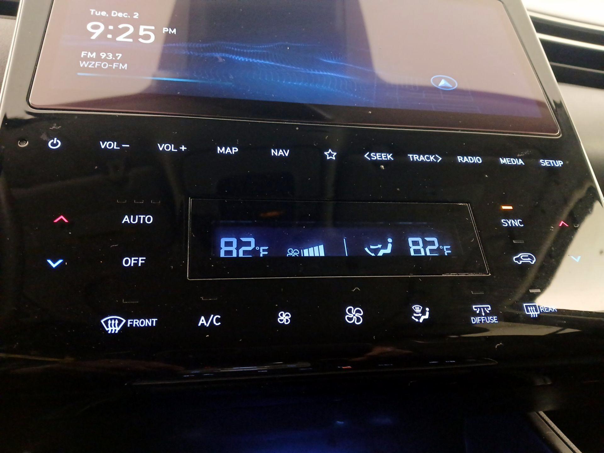 Thumbnail: 2022 Hyundai Tucson - 17