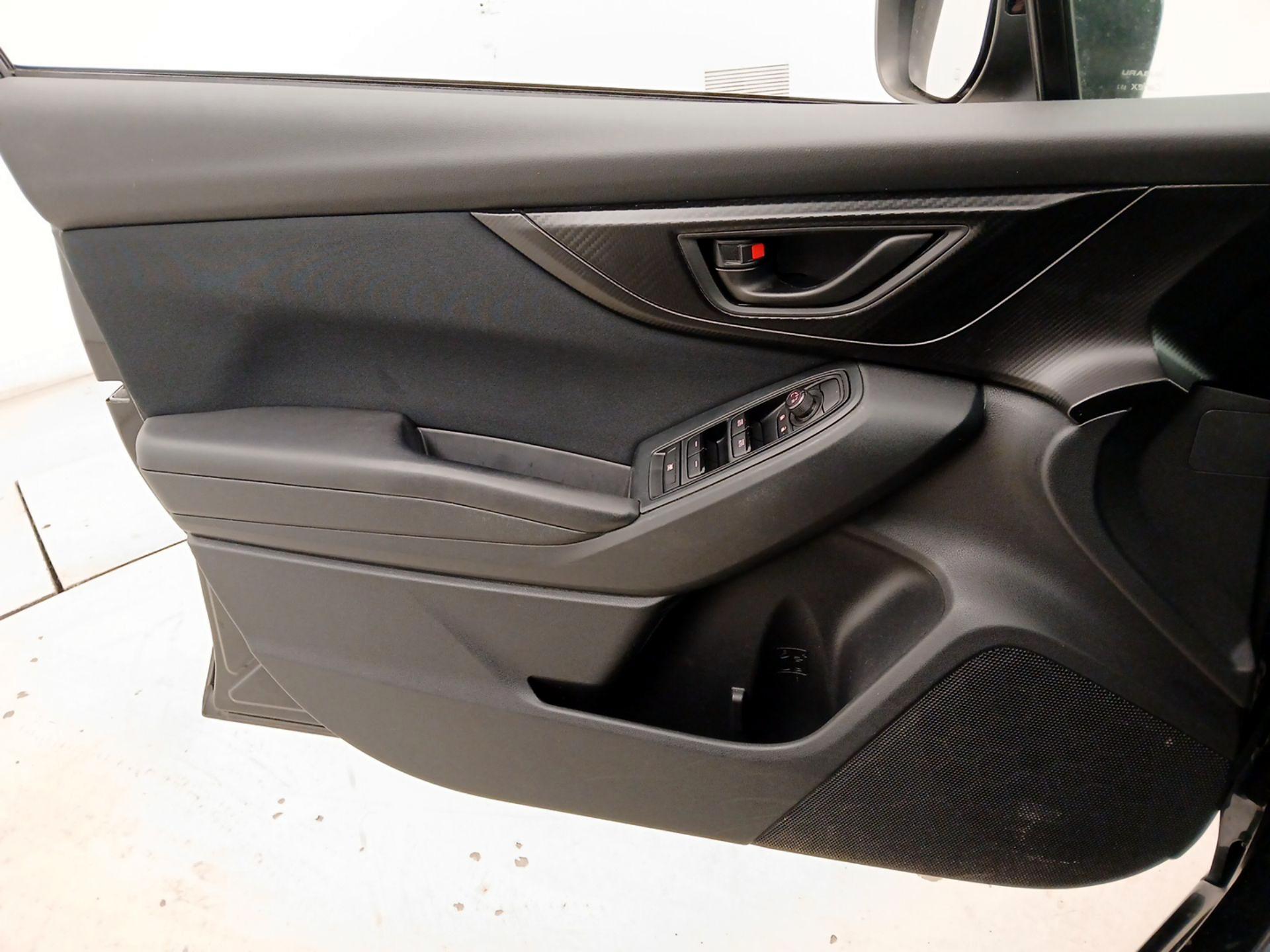 Thumbnail: 2017 Subaru Impreza - 12