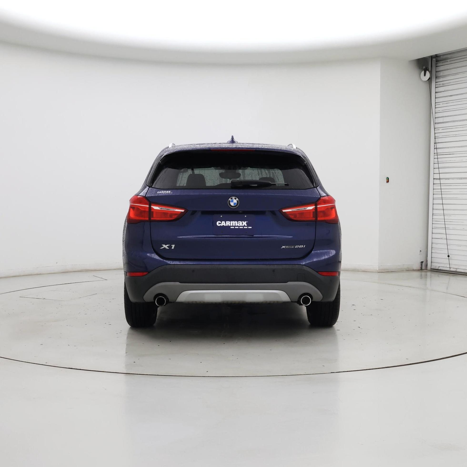 Thumbnail: 2019 BMW X1 - 6