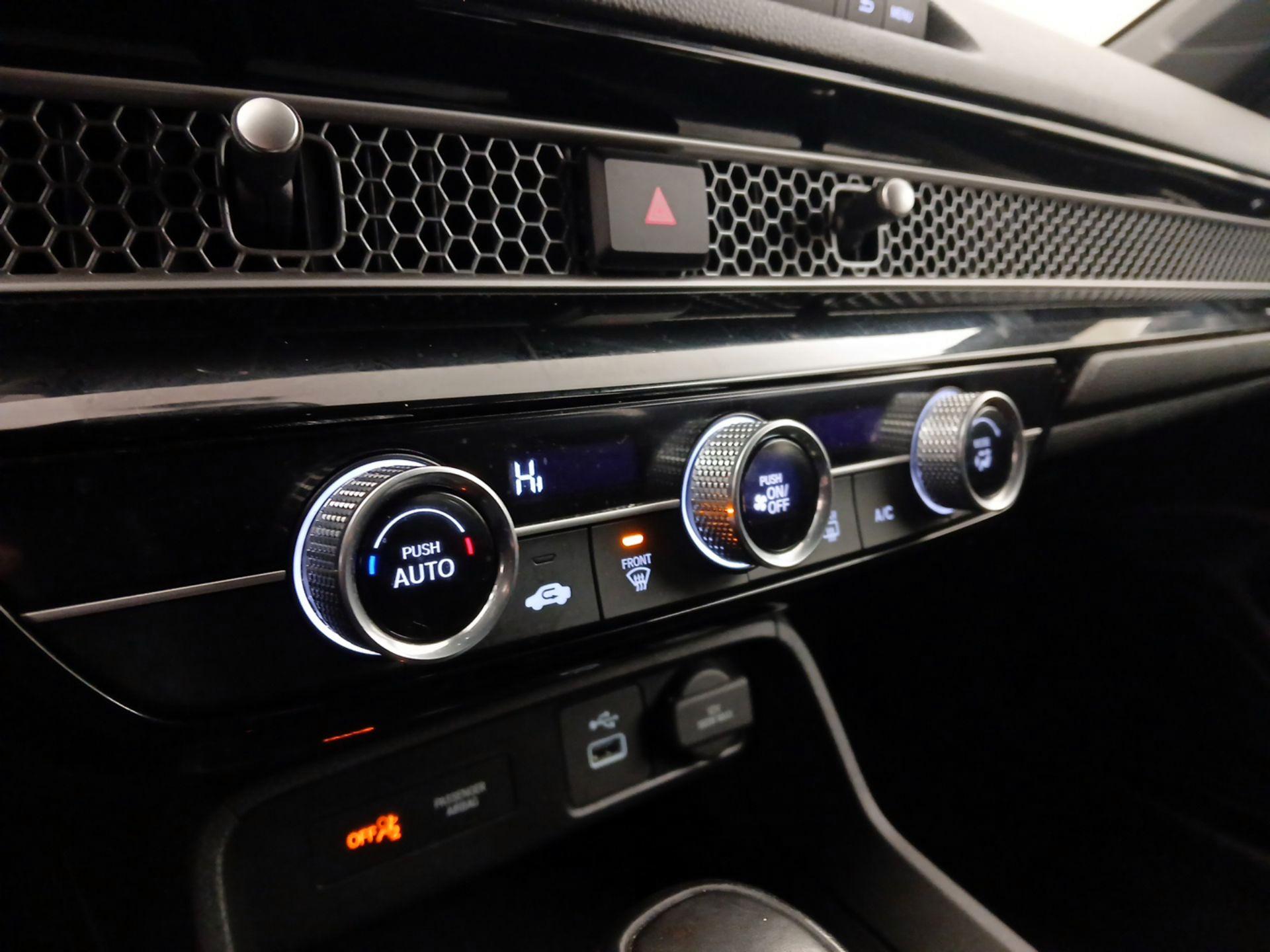 Thumbnail: 2022 Honda Civic - 16