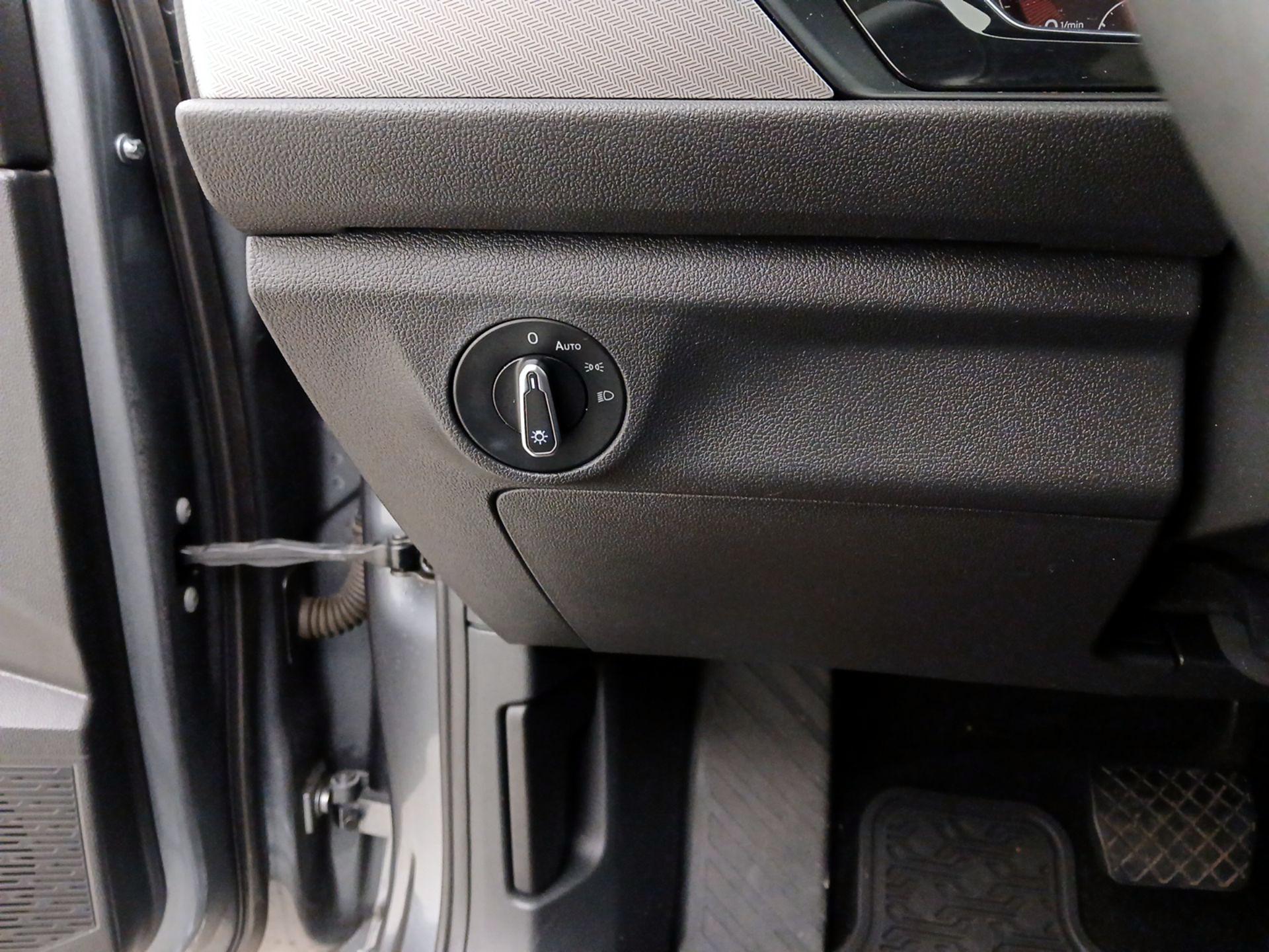 Thumbnail: 2021 Volkswagen Jetta - 13