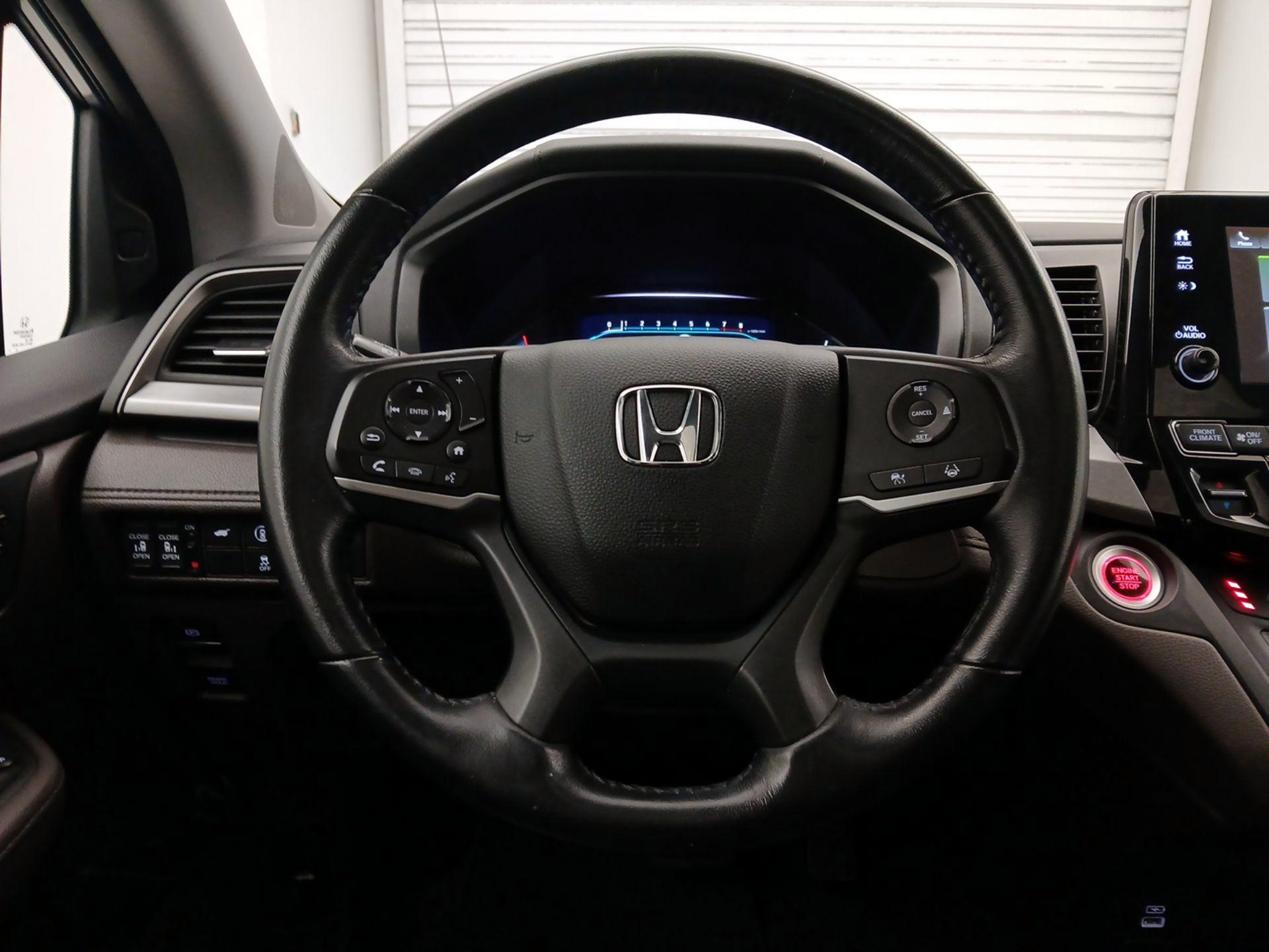 Thumbnail: 2021 Honda Odyssey - 10