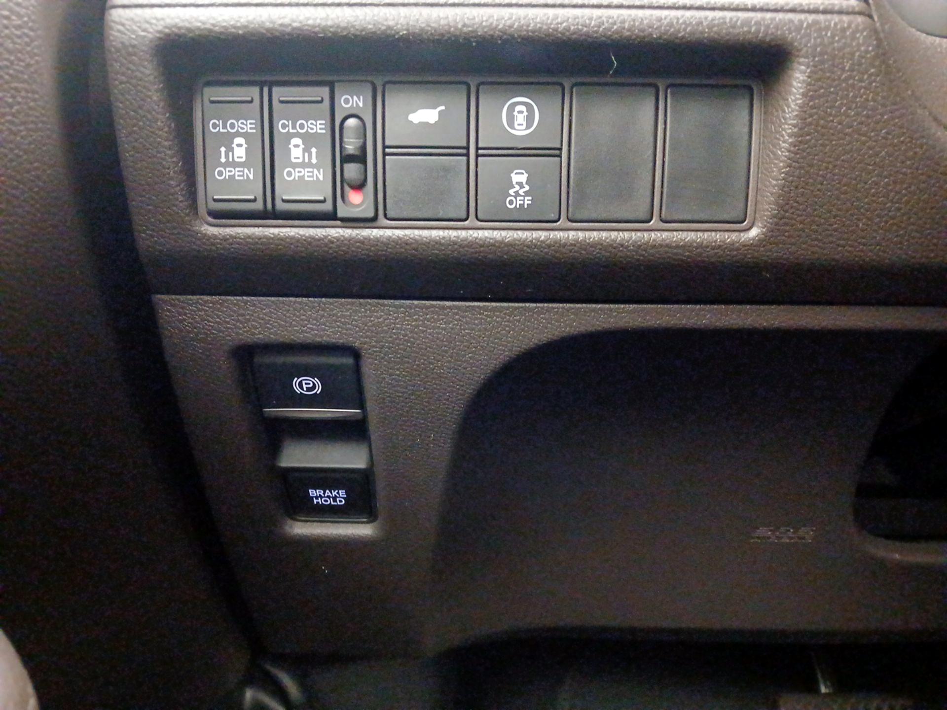 Thumbnail: 2021 Honda Odyssey - 13