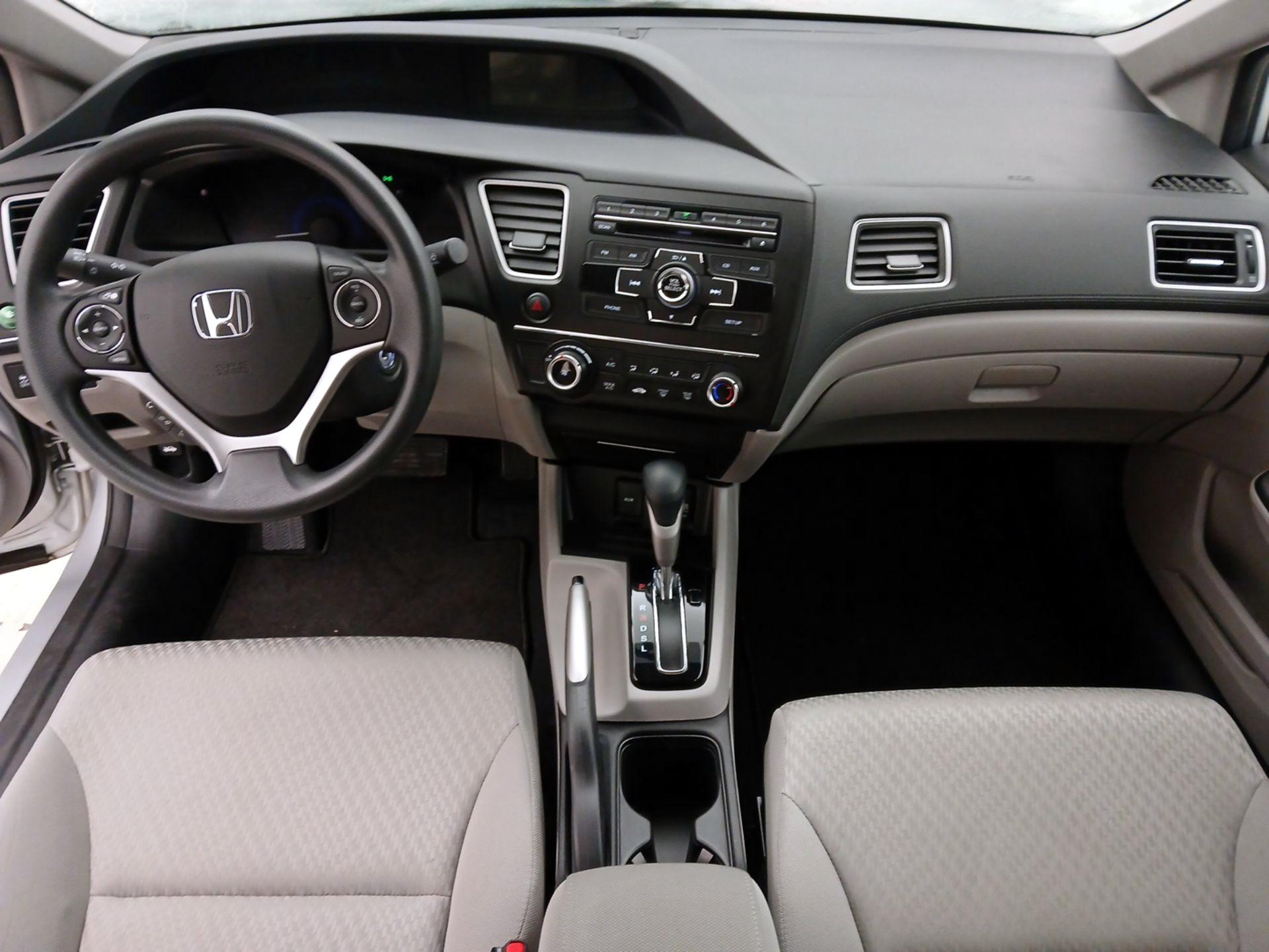 Thumbnail: 2015 Honda Civic - 9