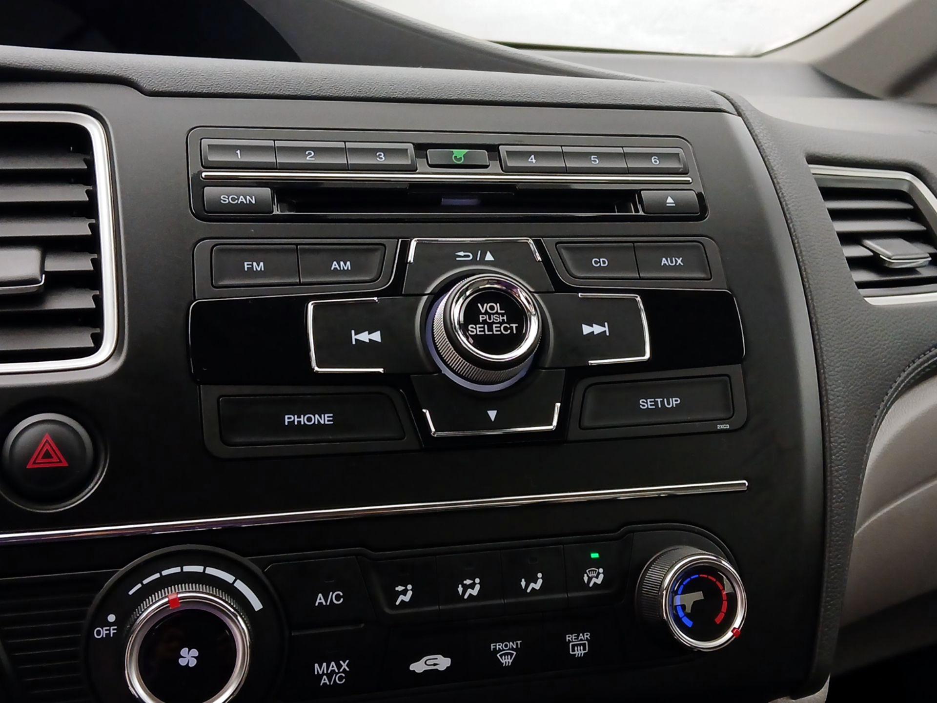 Thumbnail: 2015 Honda Civic - 15