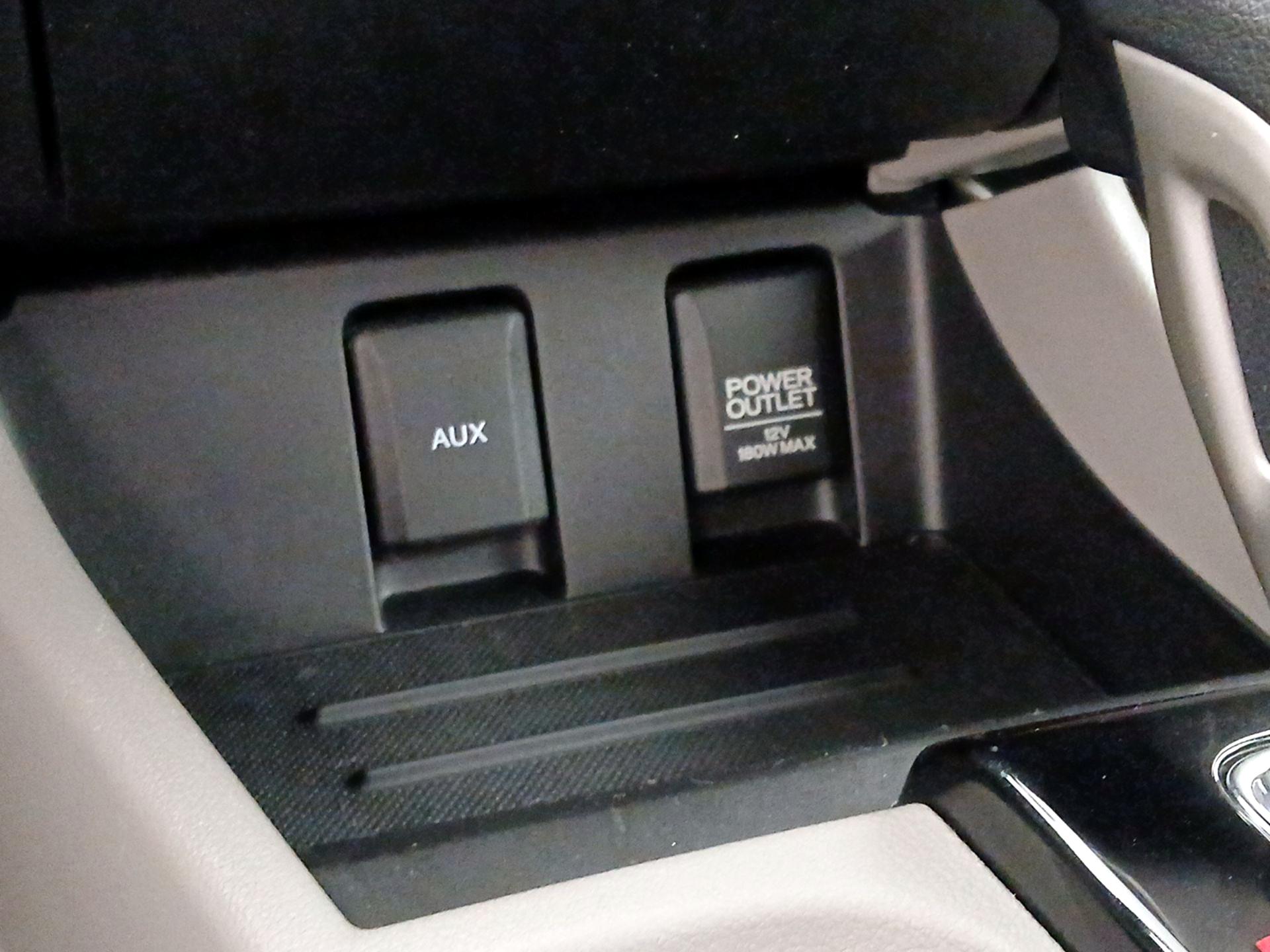 Thumbnail: 2015 Honda Civic - 18