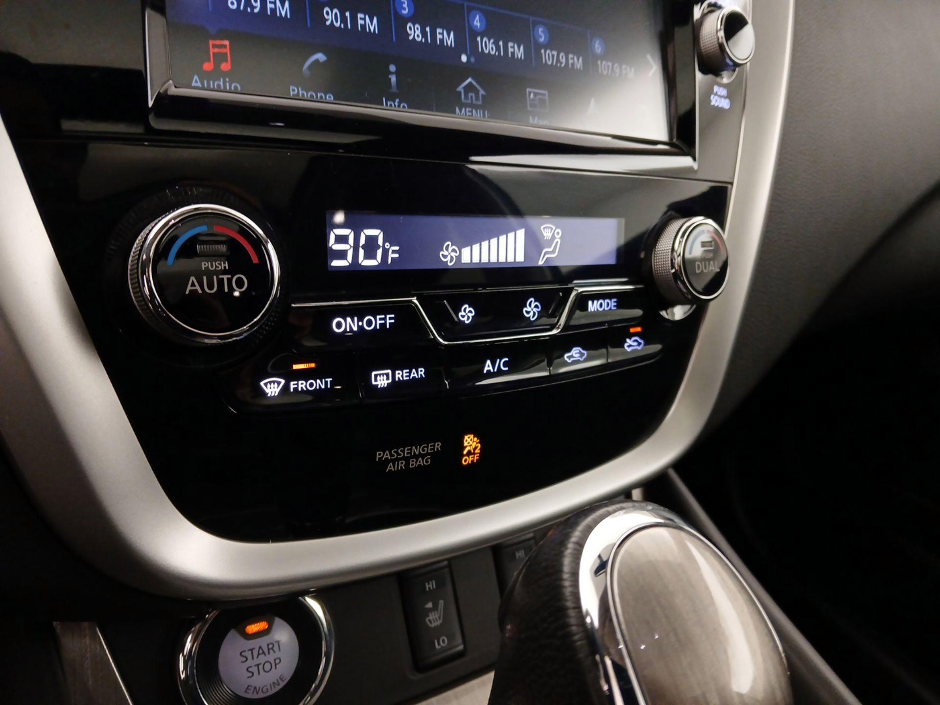 Thumbnail: 2017 Nissan Murano - 17