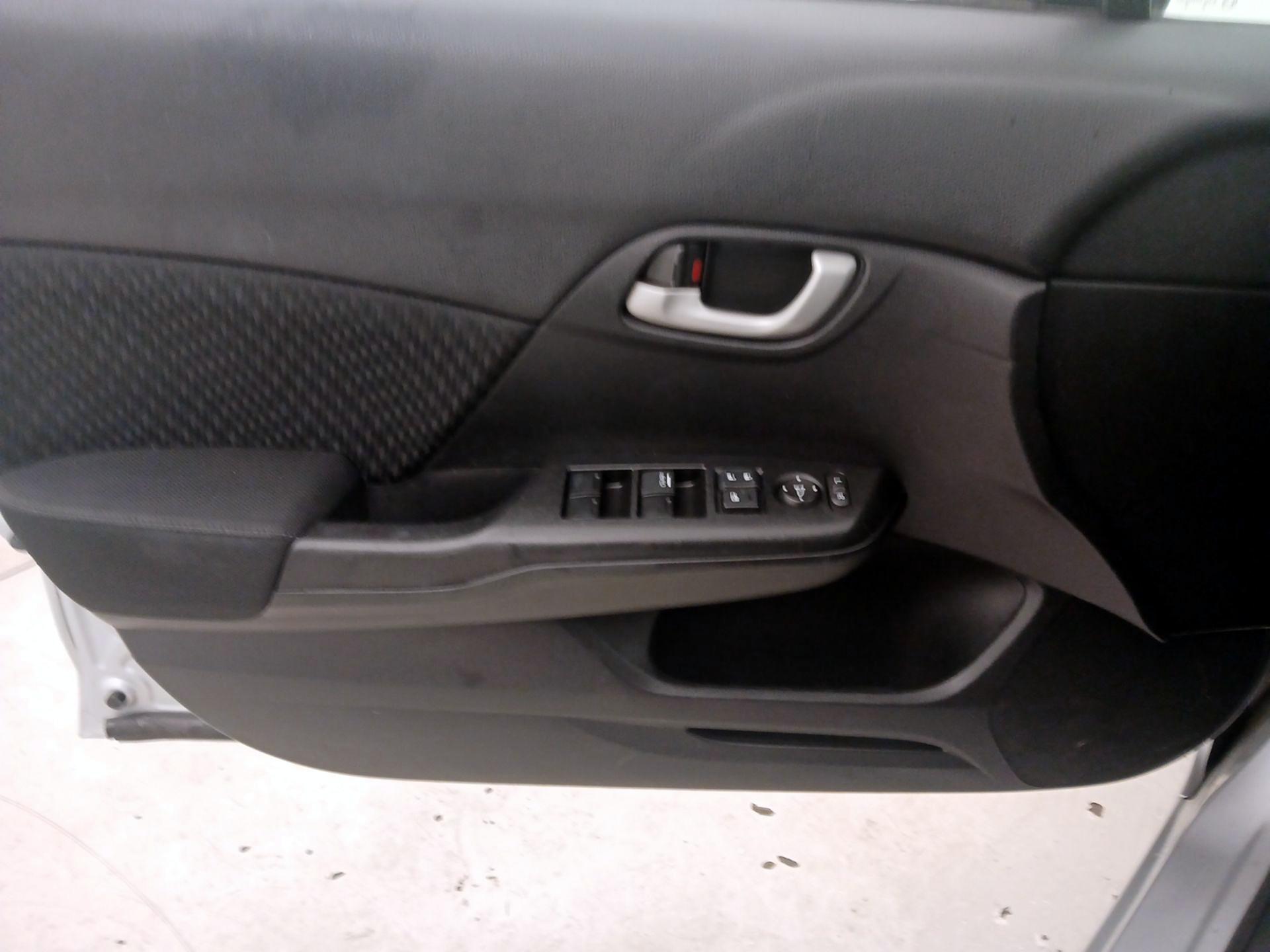 Thumbnail: 2015 Honda Civic - 12