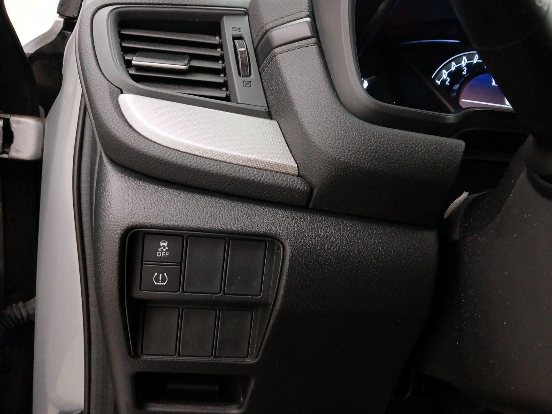 Thumbnail: 2019 Honda CR-V - 13