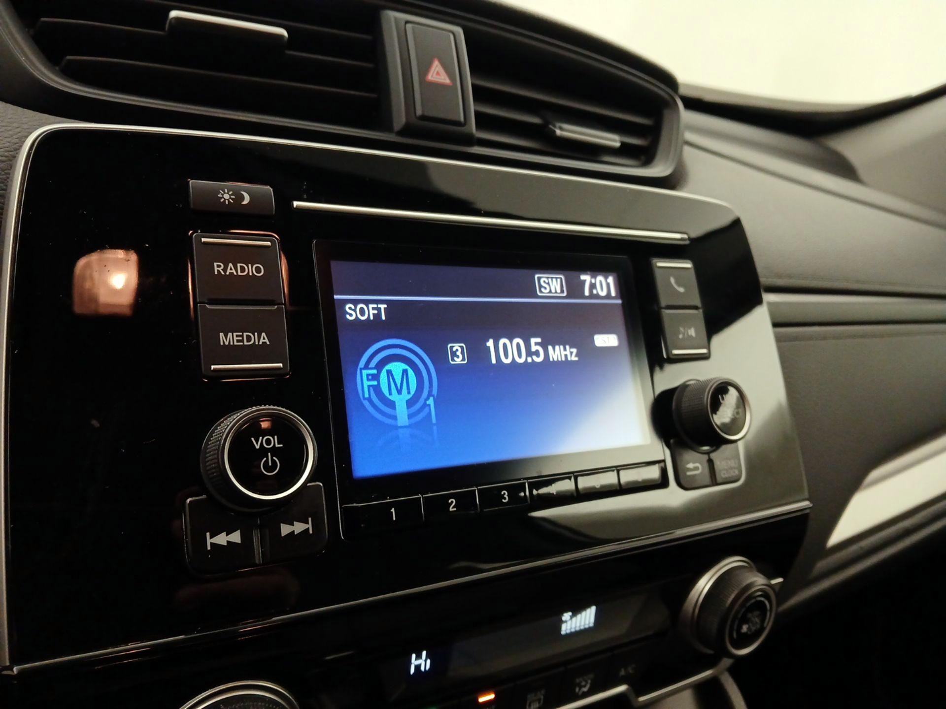 Thumbnail: 2019 Honda CR-V - 15