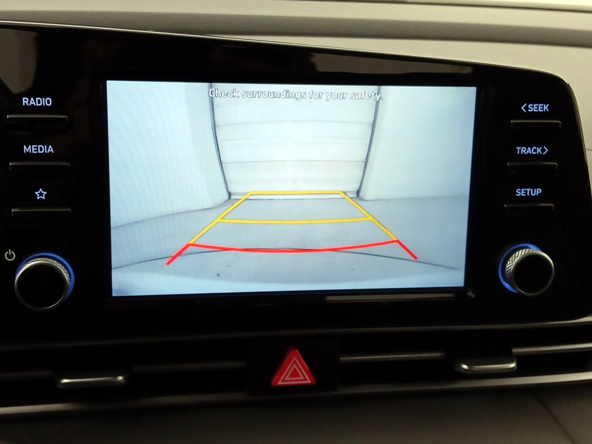 Thumbnail: 2022 Hyundai Elantra - 14