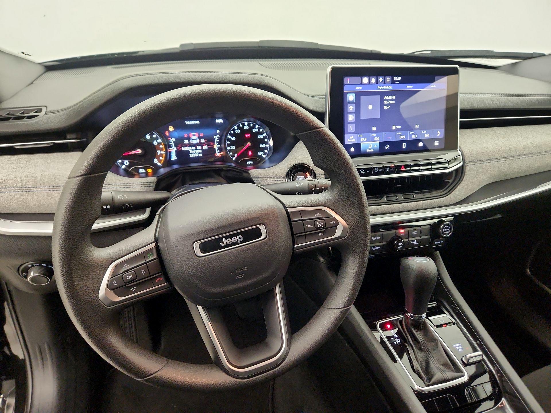 Thumbnail: 2024 Jeep Compass - 9