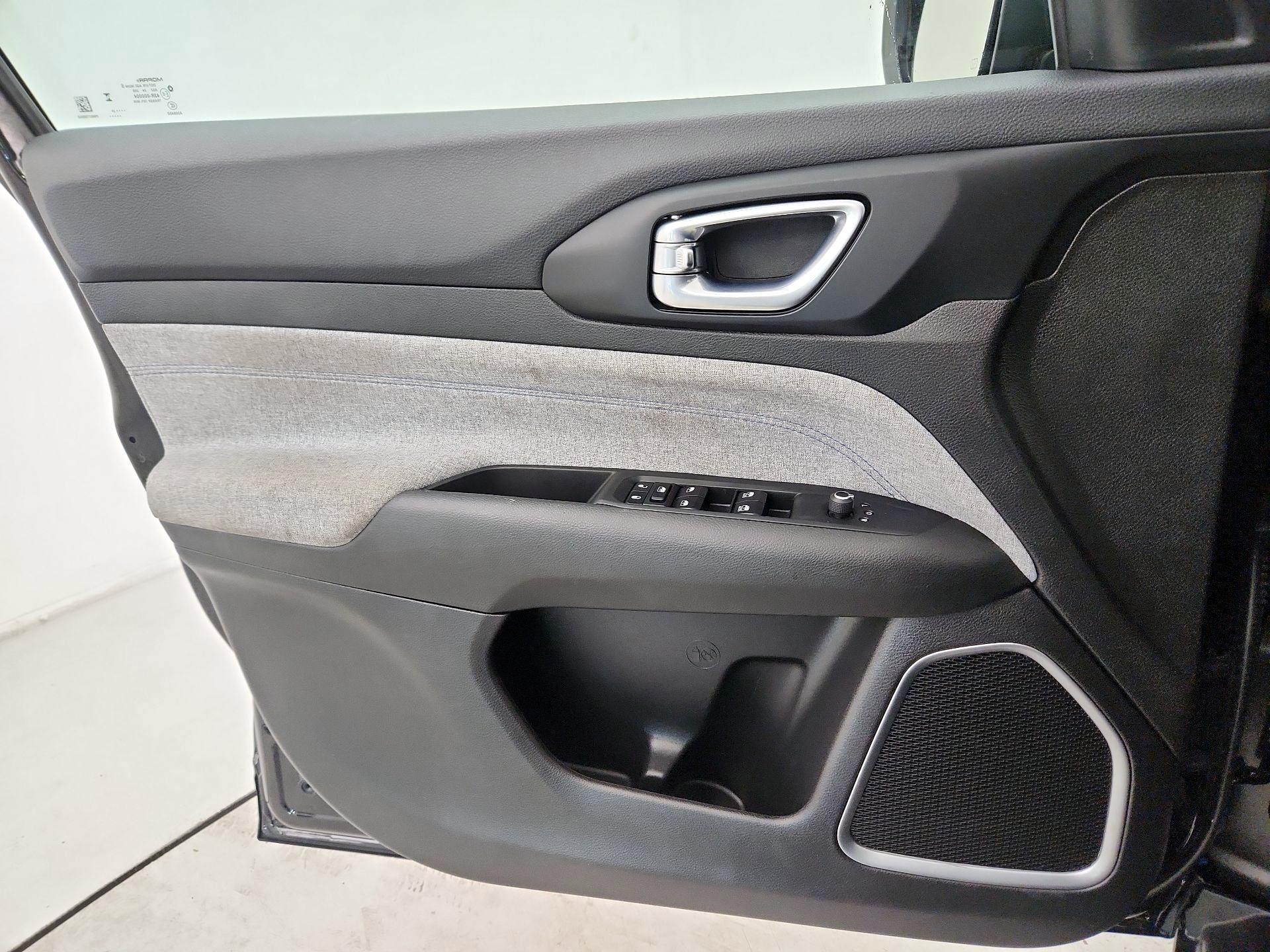 Thumbnail: 2024 Jeep Compass - 12