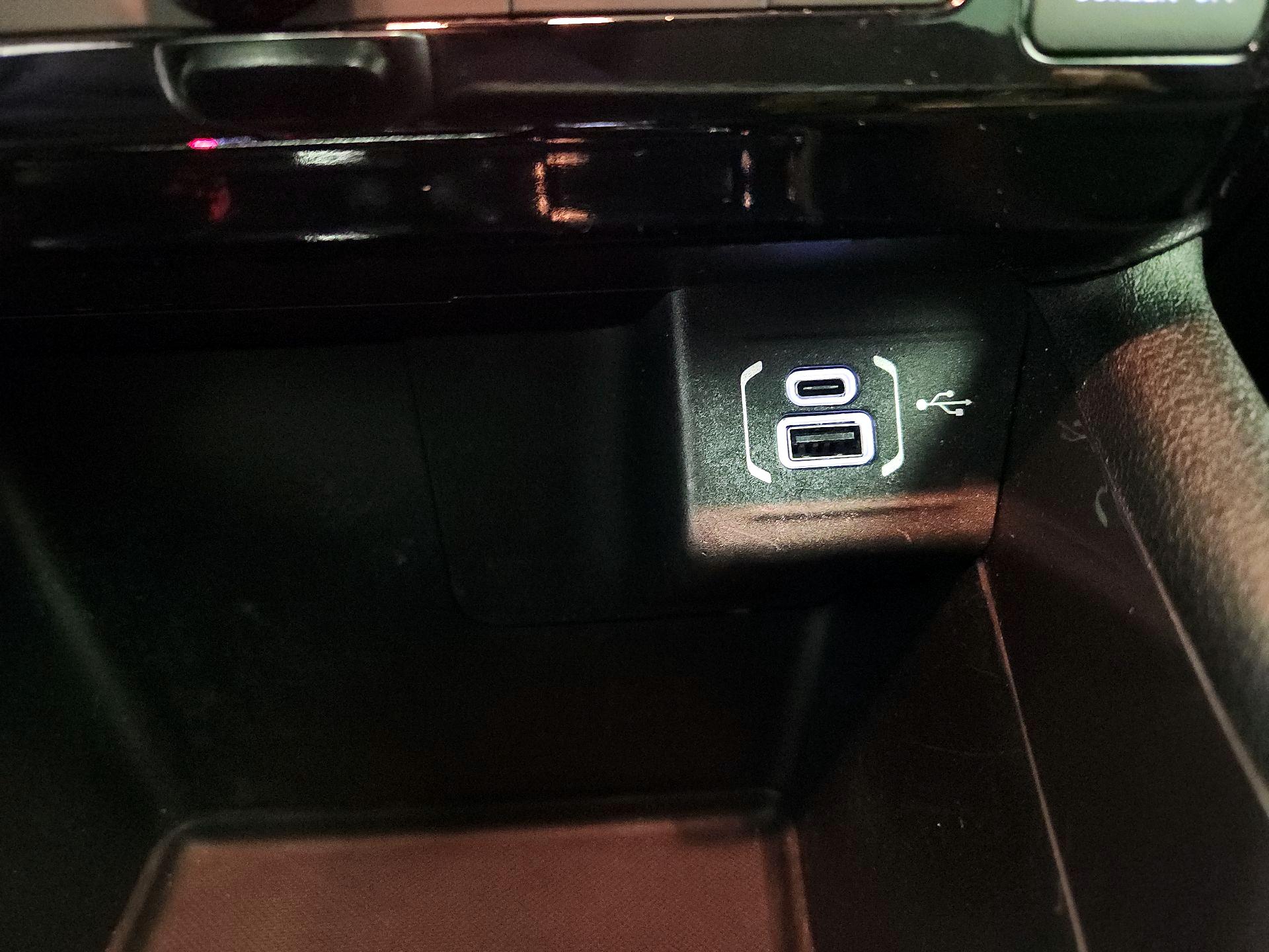 Thumbnail: 2024 Jeep Compass - 18