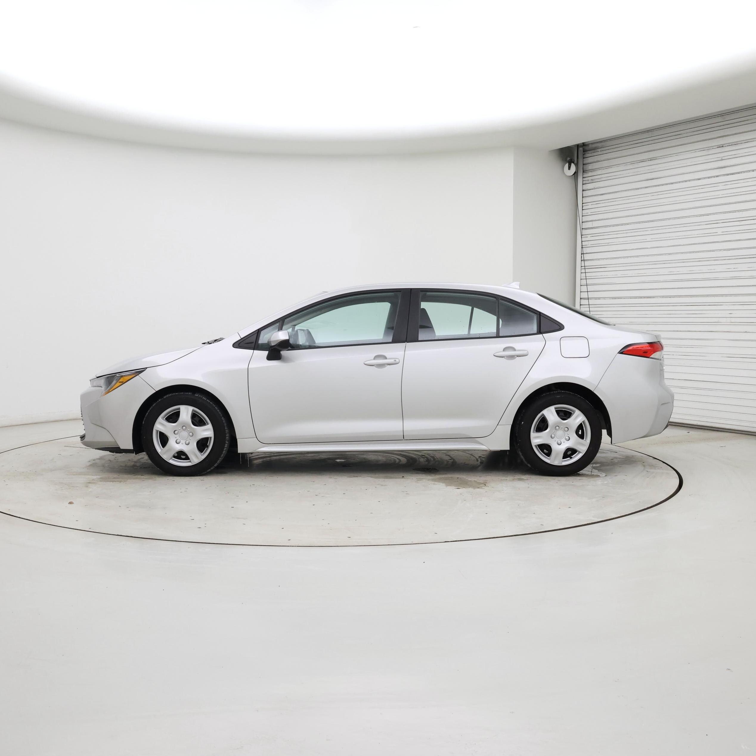 Thumbnail: 2023 Toyota Corolla - 3