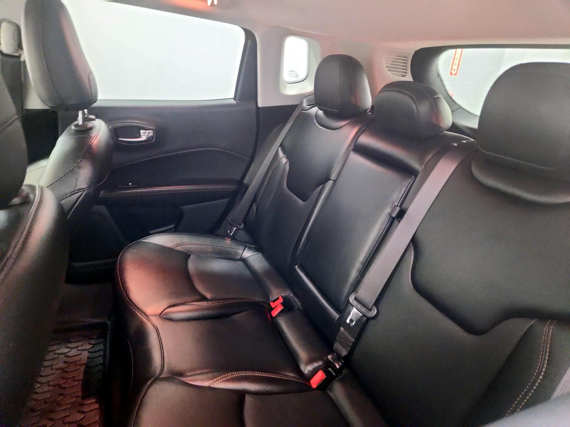 Thumbnail: 2020 Jeep Compass - 19