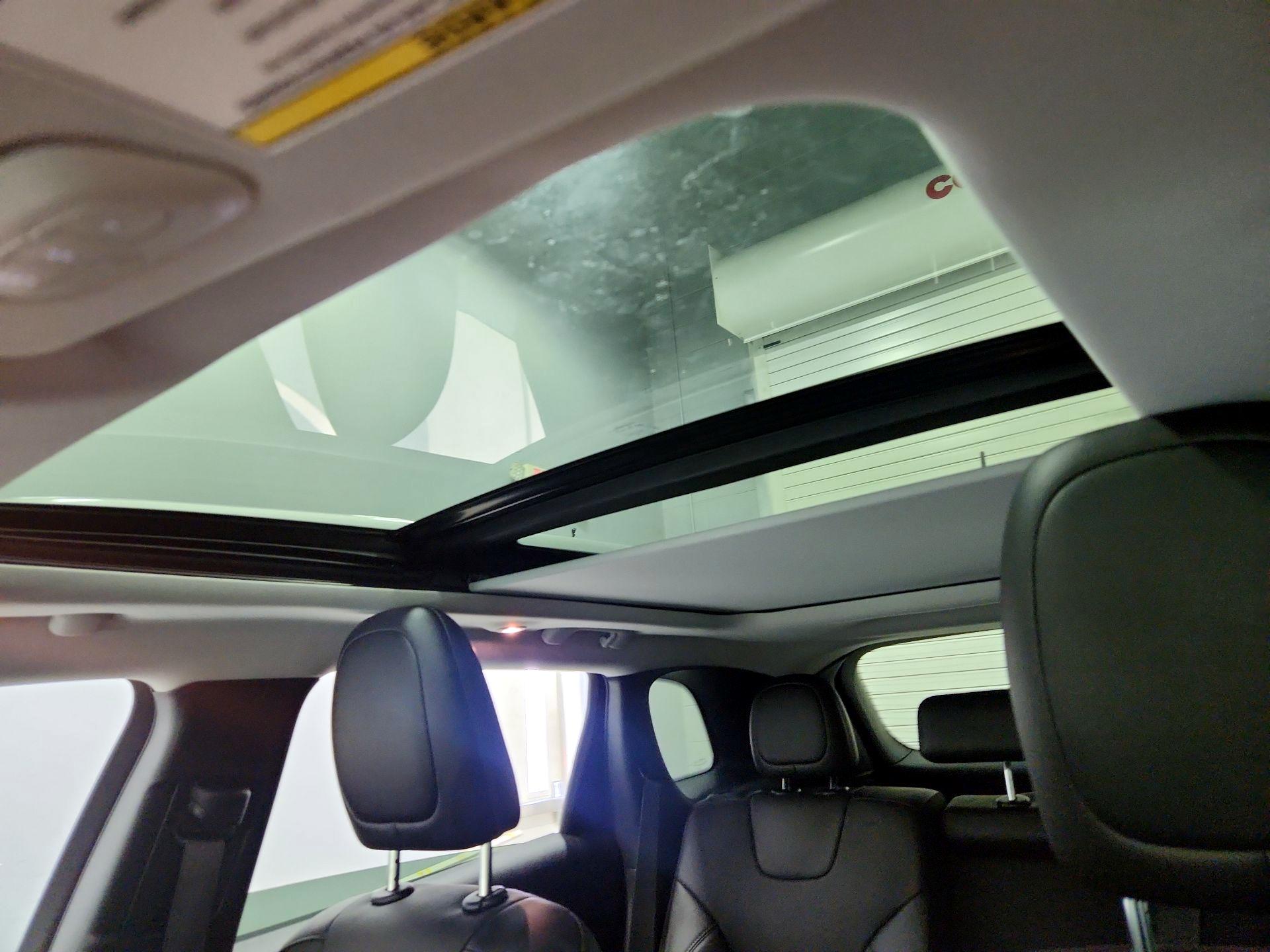 Thumbnail: 2021 Jeep Cherokee - 19