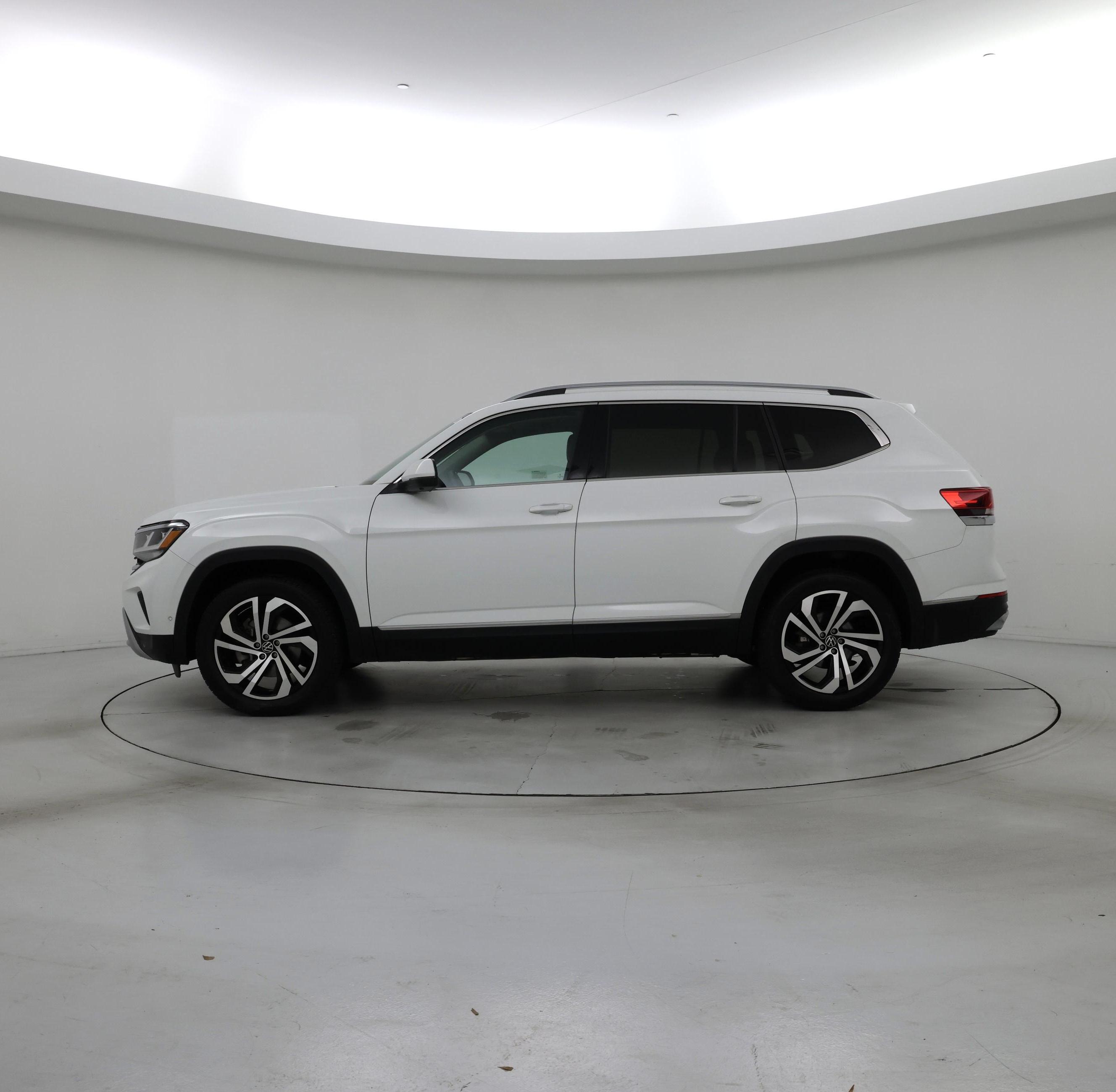Thumbnail: 2021 Volkswagen Atlas - 3