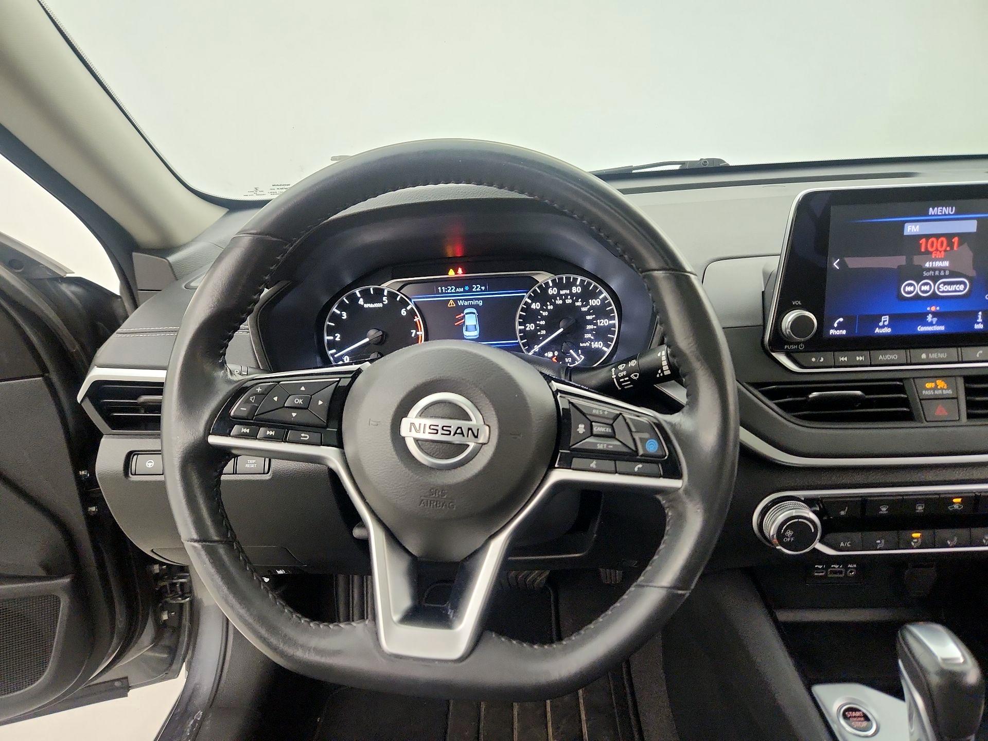 Thumbnail: 2022 Nissan Altima - 10