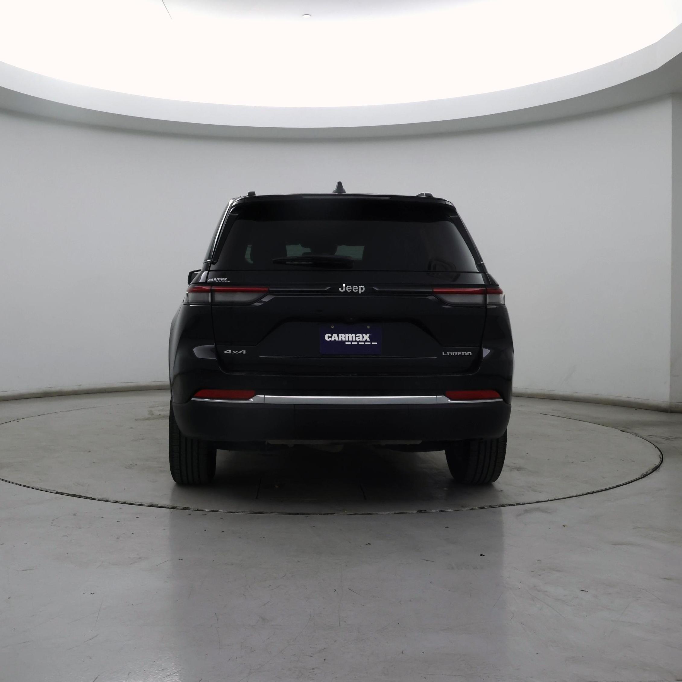 Thumbnail: 2023 Jeep Grand Cherokee - 6