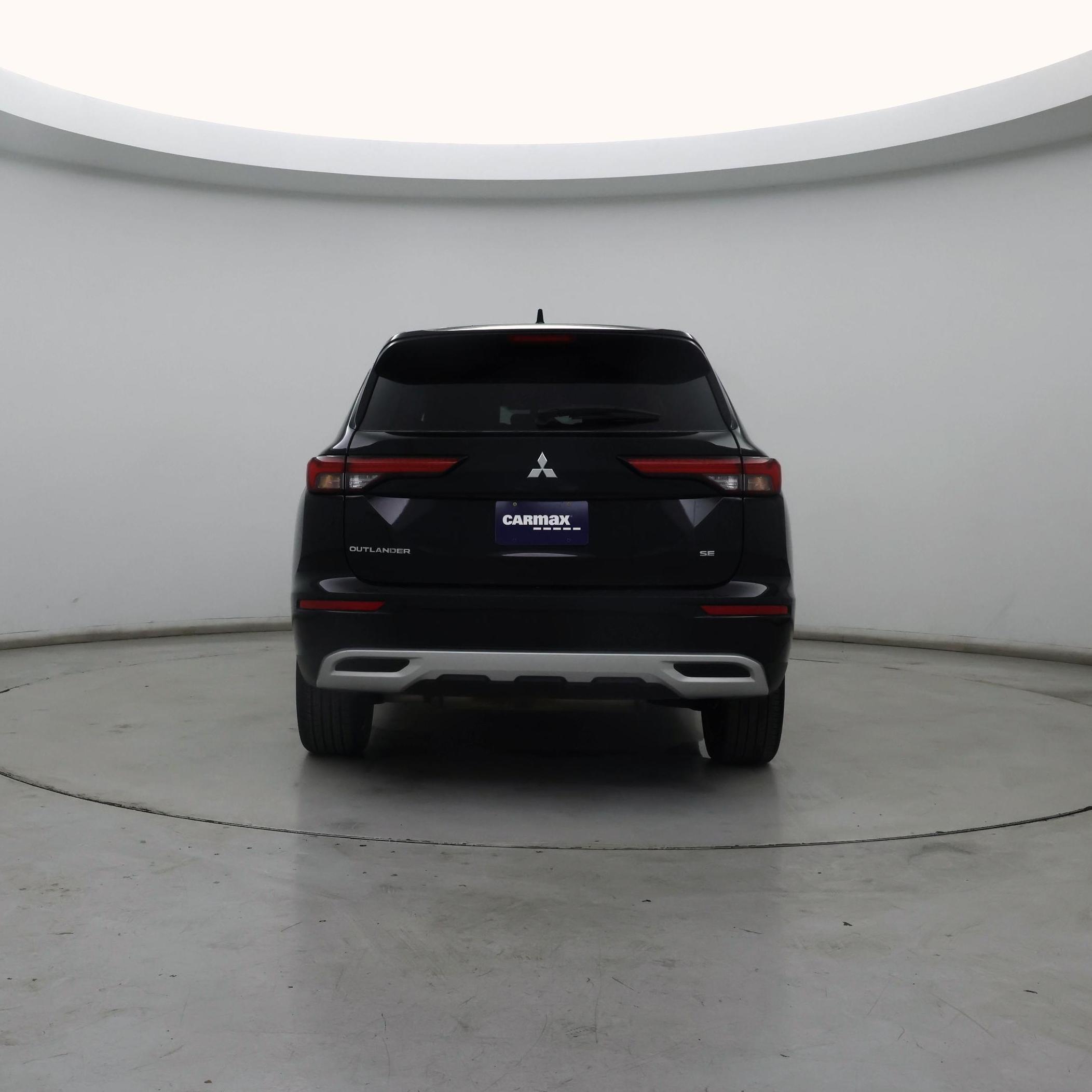 Thumbnail: 2024 Mitsubishi Outlander - 6