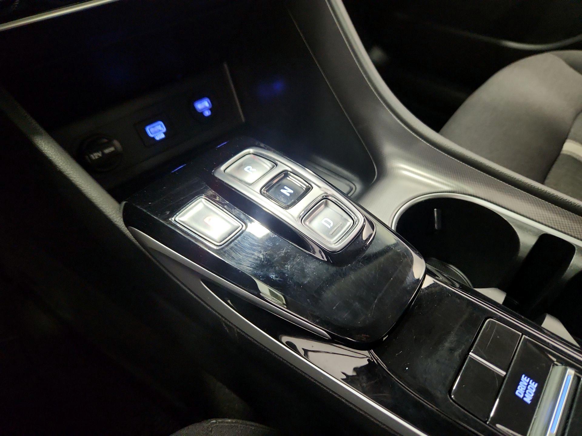 Thumbnail: 2023 Hyundai Sonata - 18