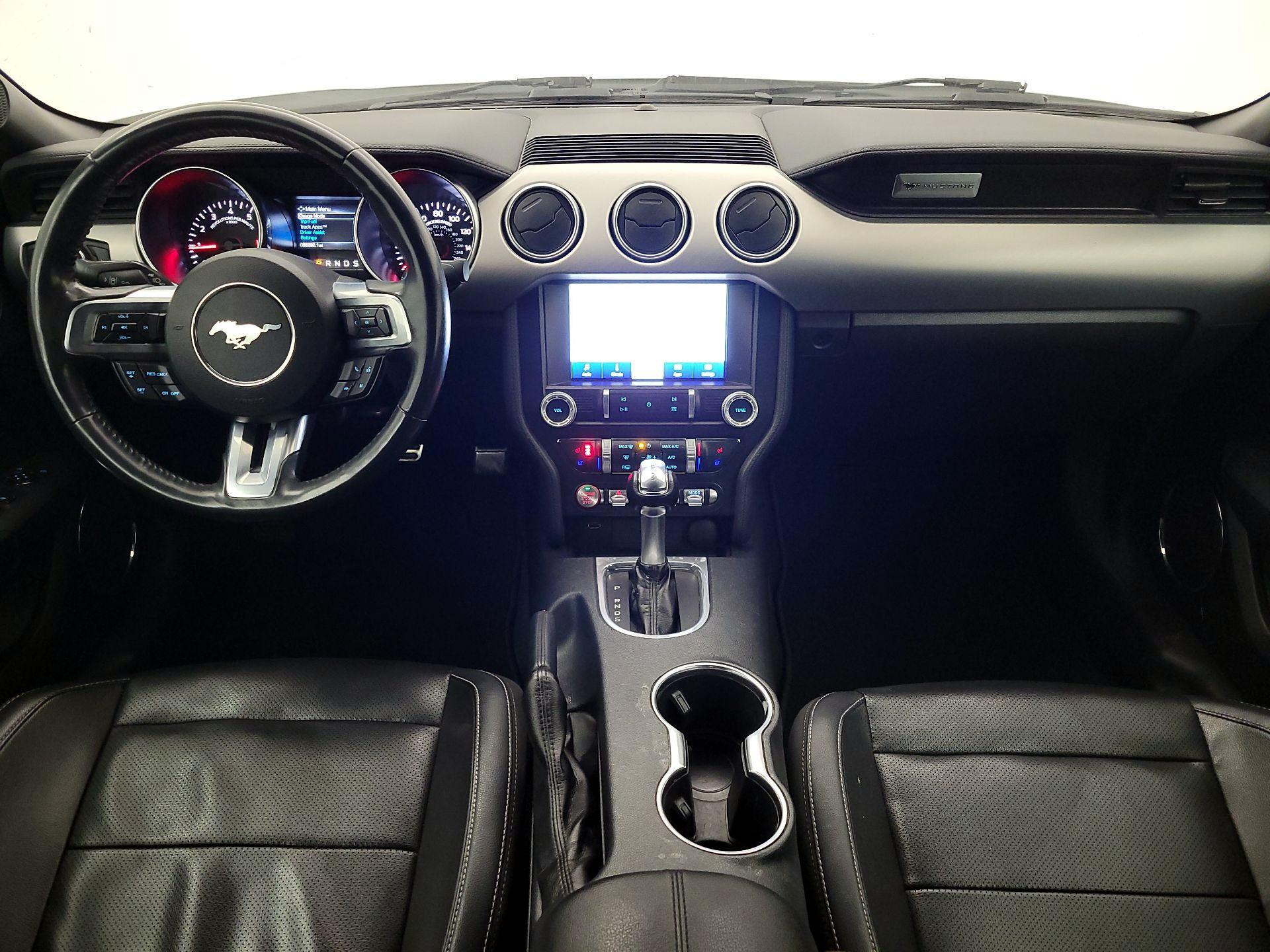 Thumbnail: 2022 Ford Mustang - 9