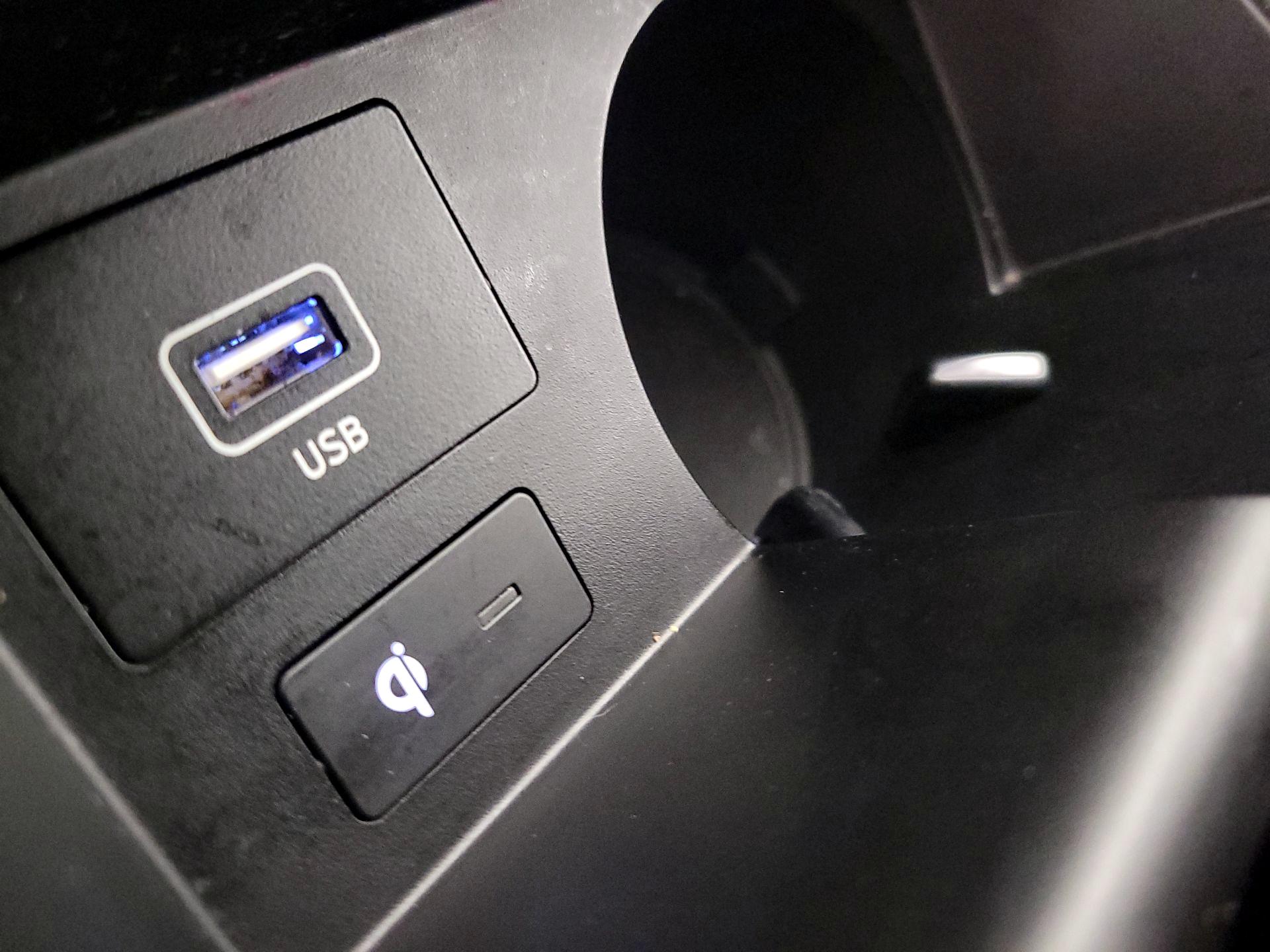 Thumbnail: 2023 Hyundai Santa Fe - 18