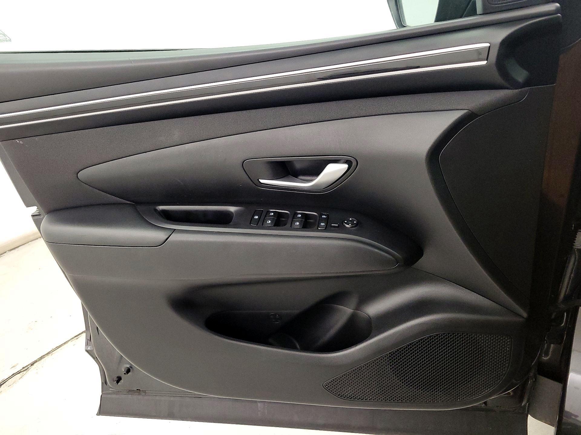 Thumbnail: 2023 Hyundai Tucson - 12