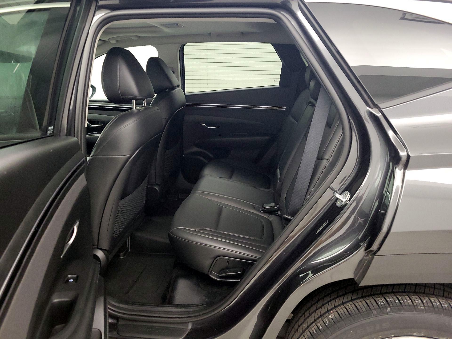 Thumbnail: 2023 Hyundai Tucson - 20