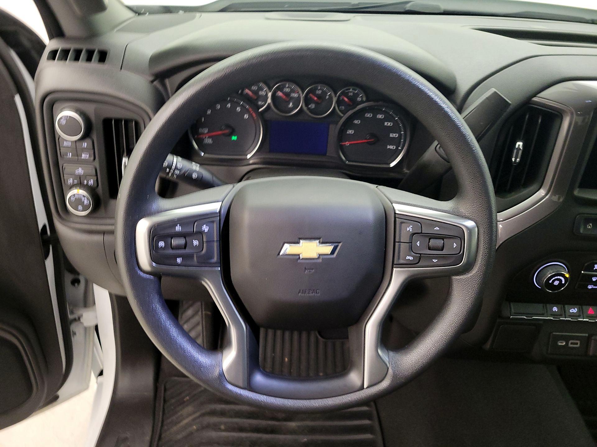 Thumbnail: 2021 Chevrolet Silverado 1500 - 10