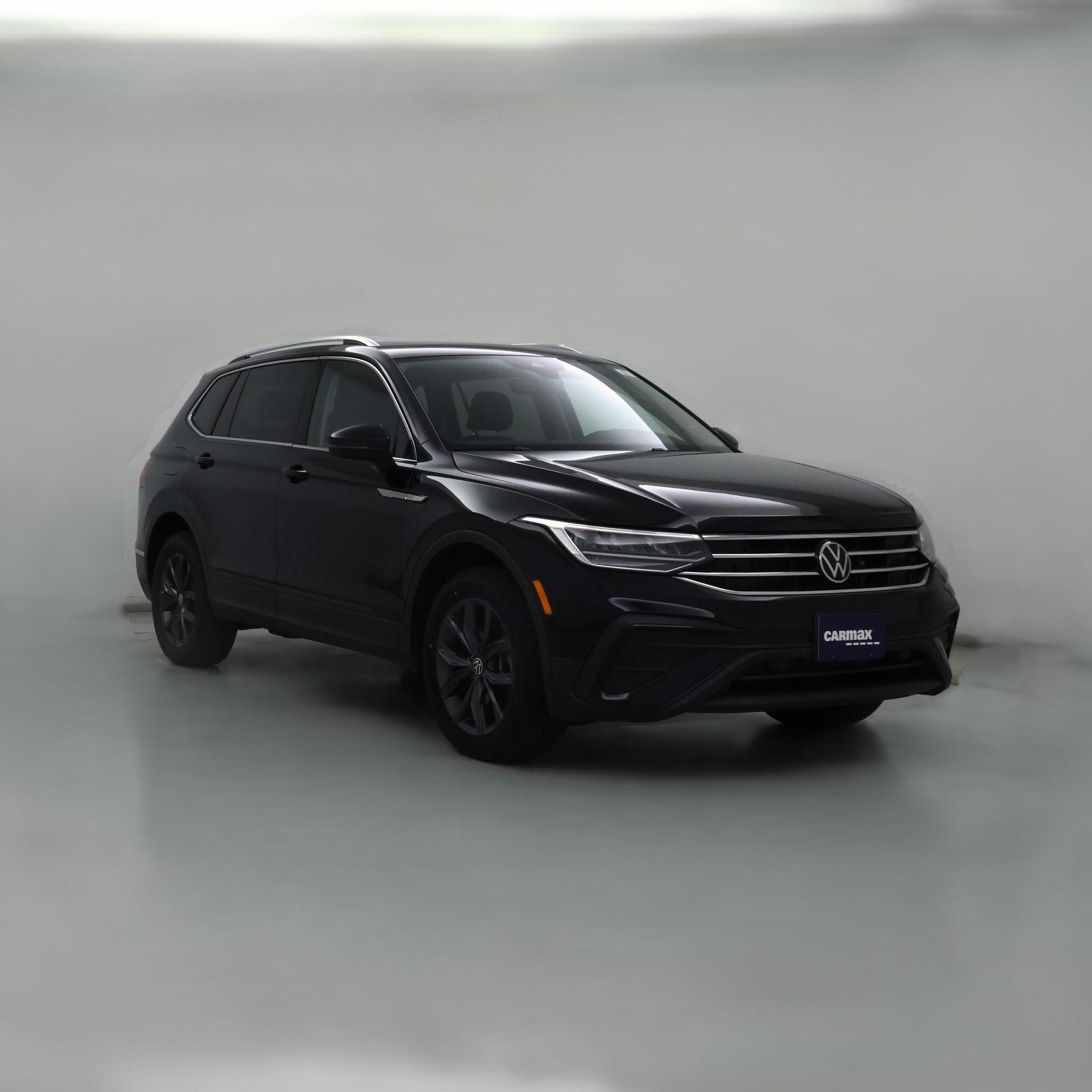 Thumbnail: 2022 Volkswagen Tiguan - 1
