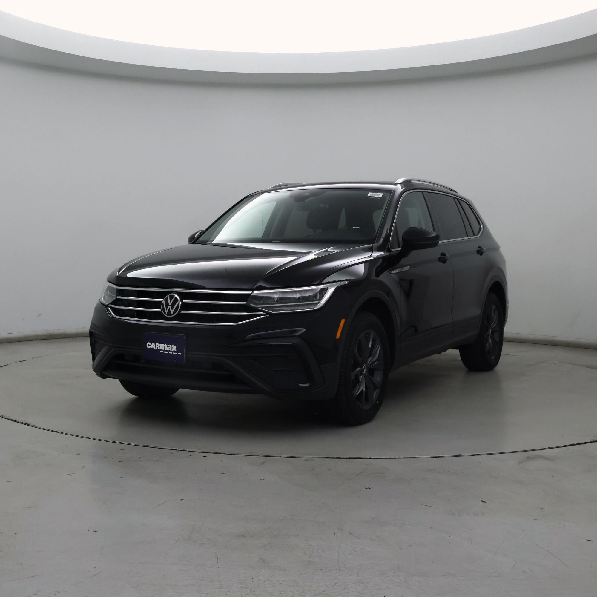 Thumbnail: 2022 Volkswagen Tiguan - 4