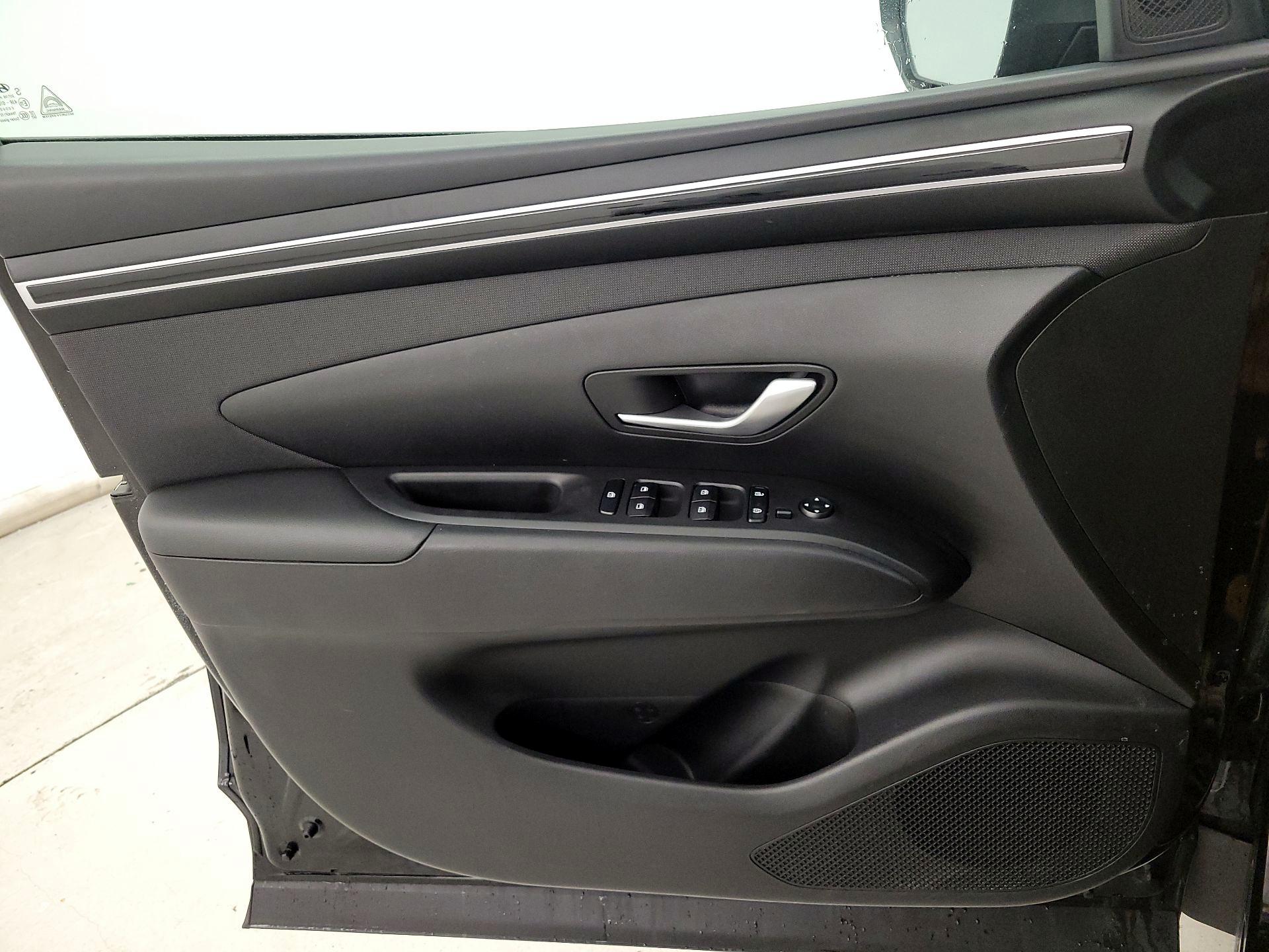 Thumbnail: 2023 Hyundai Tucson - 12